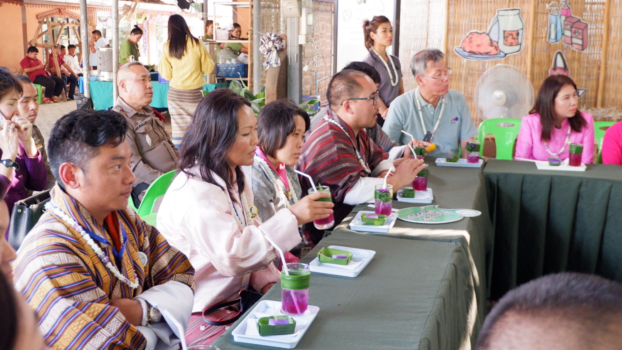@น่าน : สพจ.น่าน นำคณะผู้บริหาร คณะกรรมการ OGOP เจ้าหน้าที่และผู้นำชุมชน ราชอาณาจักรภูฏาน ศึกษาดูงานพื้นที่ จ.น่าน (วันที่ 4)
