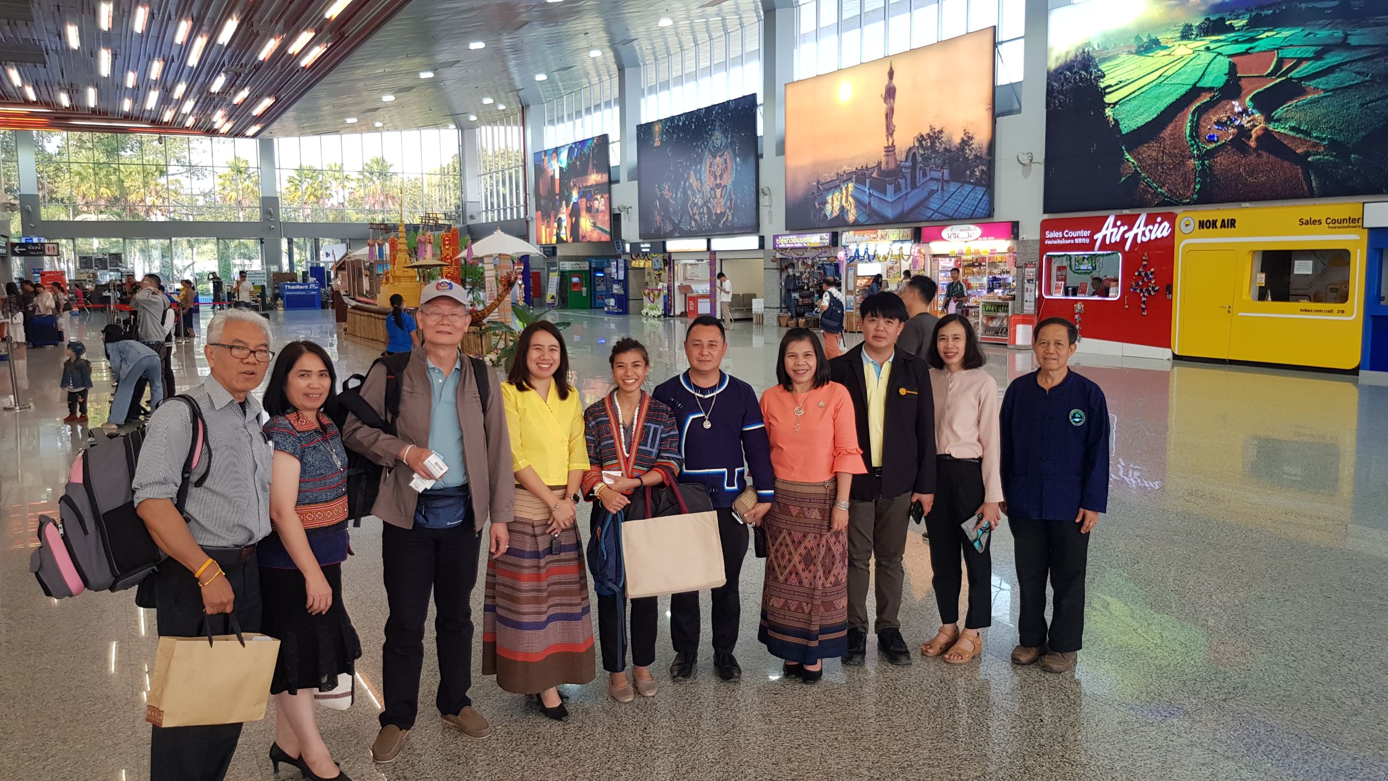 @น่าน : สพจ.น่าน นำคณะผู้บริหาร คณะกรรมการ OGOP เจ้าหน้าที่และผู้นำชุมชน ราชอาณาจักรภูฏาน ศึกษาดูงานพื้นที่ จ.น่าน (วันที่ 4)