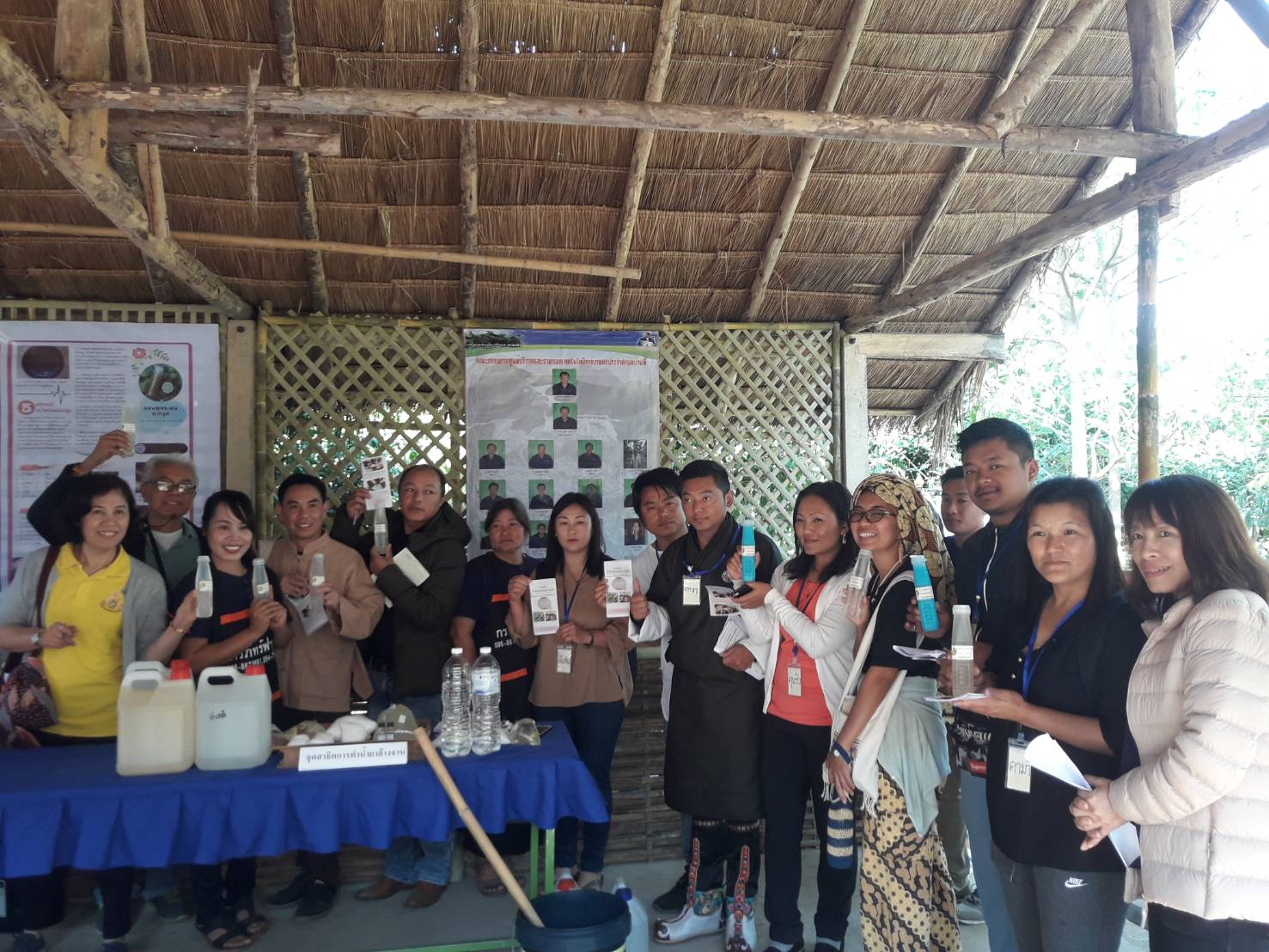 @น่าน : สพจ.น่าน นำคณะผู้บริหาร คณะกรรมการ OGOP เจ้าหน้าที่และผู้นำชุมชน ราชอาณาจักรภูฏาน ศึกษาดูงานพื้นที่ จ.น่าน (วันที่ 3))