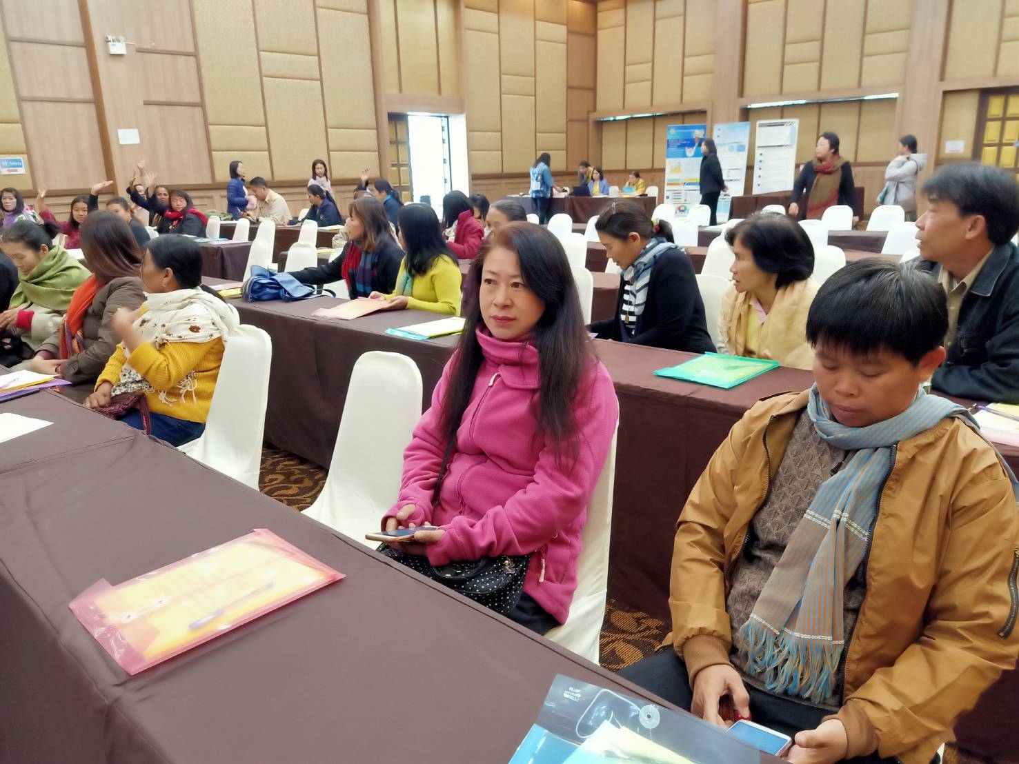 @น่าน : โครงการเสริมทักษะอาชีพสตรีเพื่อการบริหารจัดการหนี้ กองทุนพัฒนาบทบาทสตรี