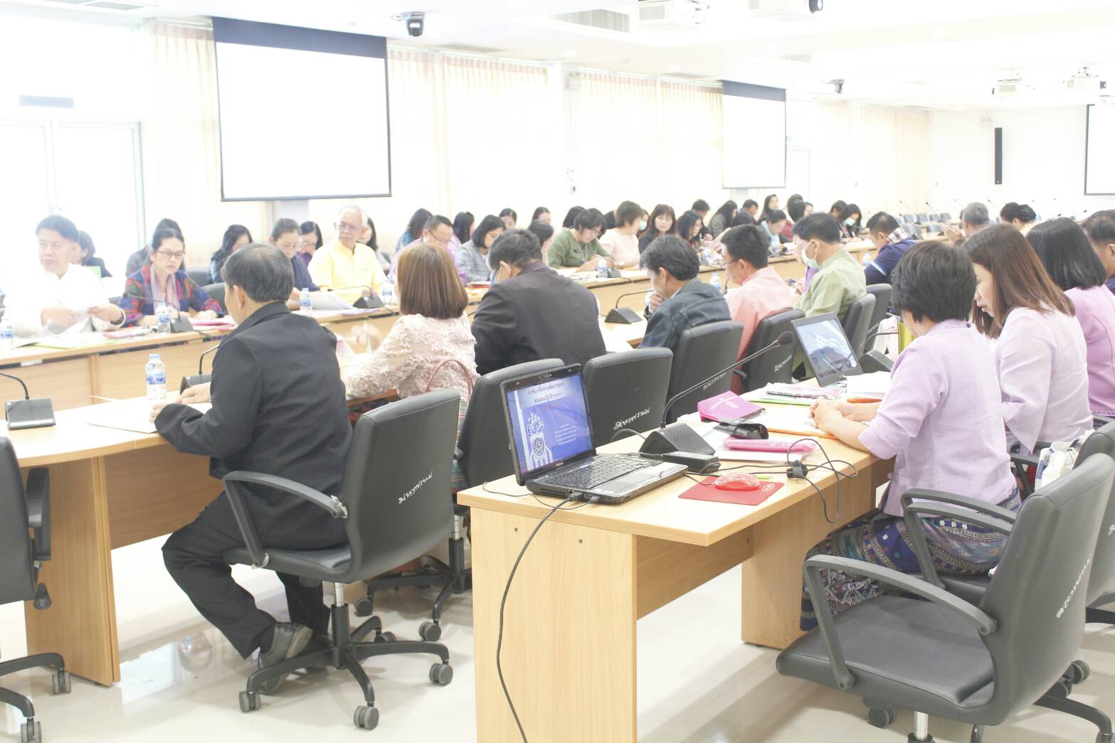 @น่านนคร : ประชุมเชิงปฏิบัติการเพื่อขับเคลื่อนแผนปฏิบัติงานและแผนการใช้จ่ายงบประมาณของกรมการพัฒนาชุมชนประจำปีงบประมาณพ. ศ. 2562 ไปพลางก่อน