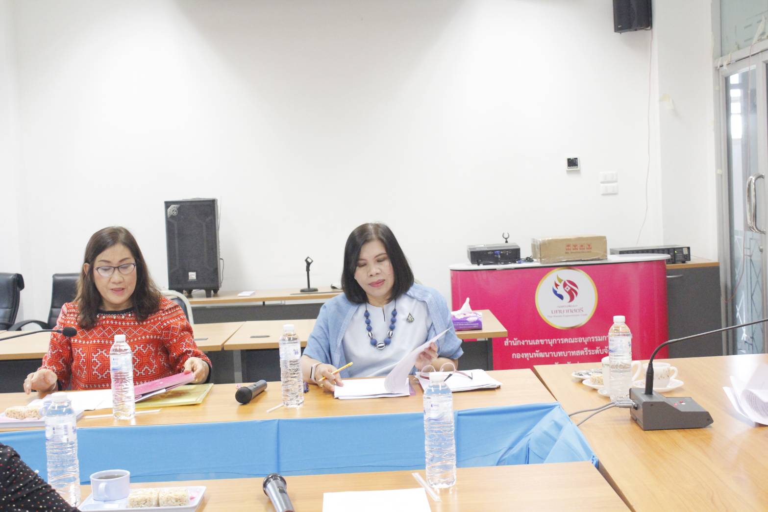 @น่าน : ประชุมคณะกรรมการฝ่ายตัดสินการประกวดร้านนิทรรศการของอำเภอและหน่วยงานในงานประจำปีและของดีเมืองน่าน ประจำปี 2563