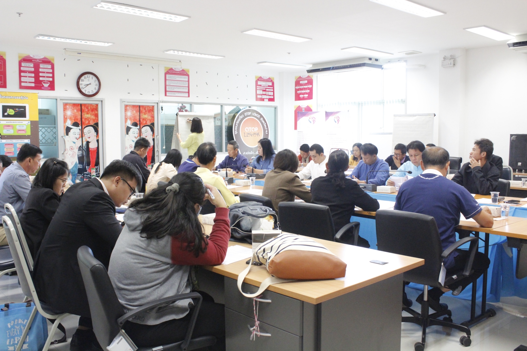 @น่าน : ประชุมวางแผนขับเคลื่อนงานอาสาพัฒนาชุมชนประจำปีงบประมาณ พ. ศ. 2563