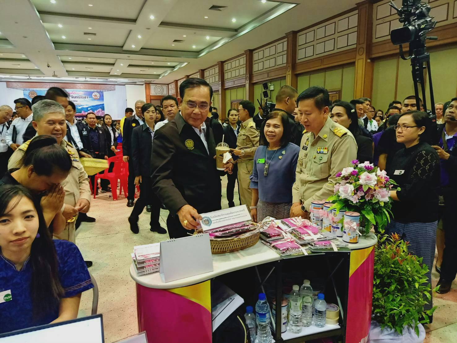 @น่าน : อธิบดีกรมการพัฒนาชุมชนลงพื้นที่จังหวัดน่านเตรียมความพร้อมรับการตรวจเยี่ยมของนายกรัฐมนตรี