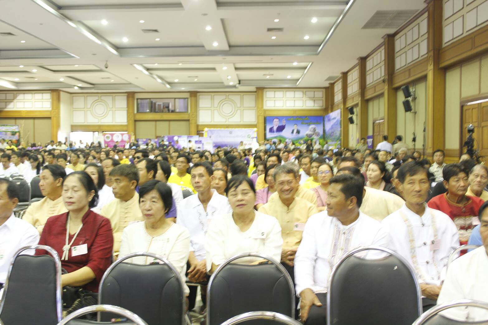 @น่าน : อธิบดีกรมการพัฒนาชุมชนลงพื้นที่จังหวัดน่านเตรียมความพร้อมรับการตรวจเยี่ยมของนายกรัฐมนตรี