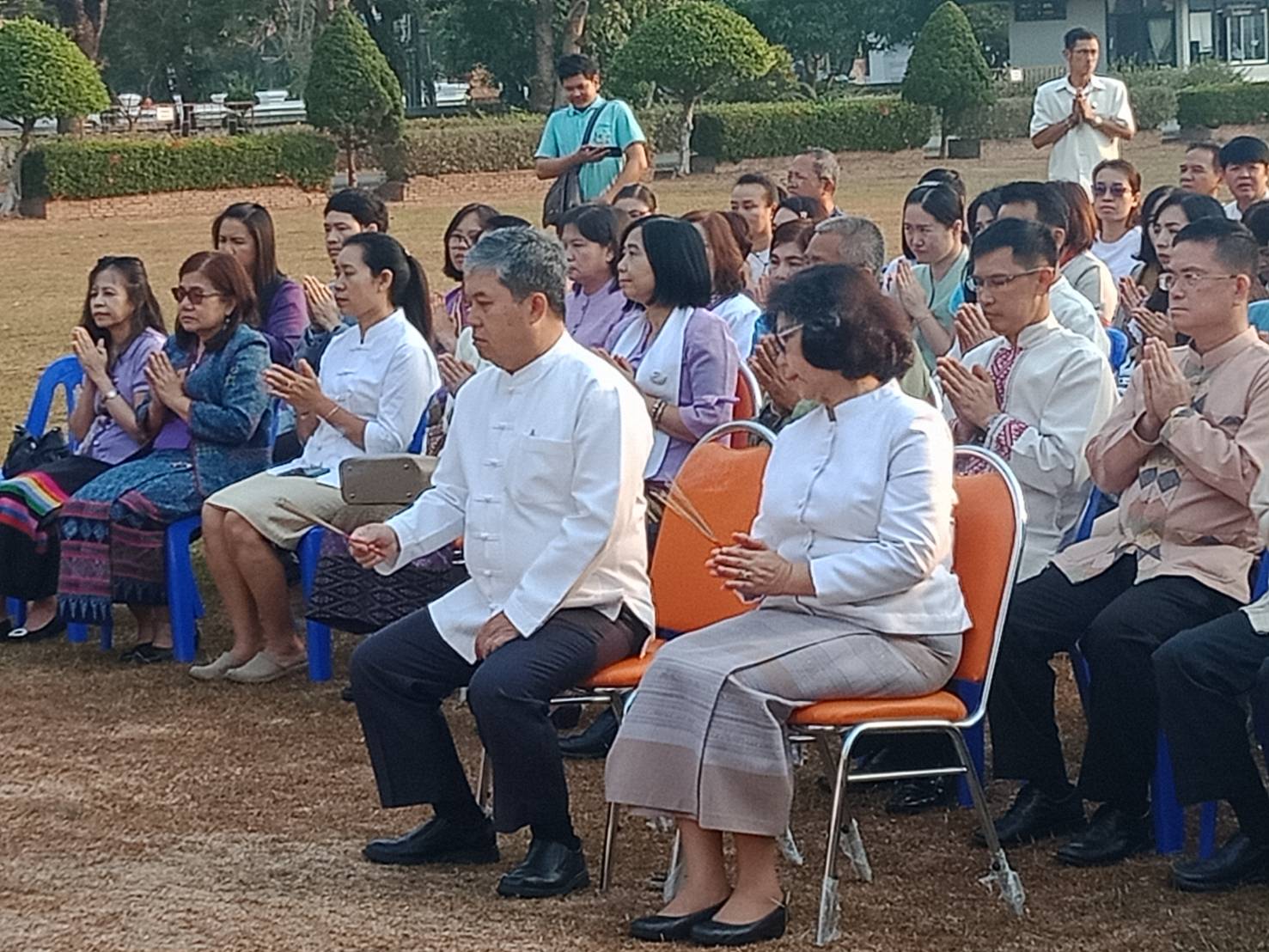 @น่าน : เจ้าหน้าที่ พช.น่าน ร่วมพิธีบวงสรวงเจ้าสุริยะพงษ์ผริตเดช