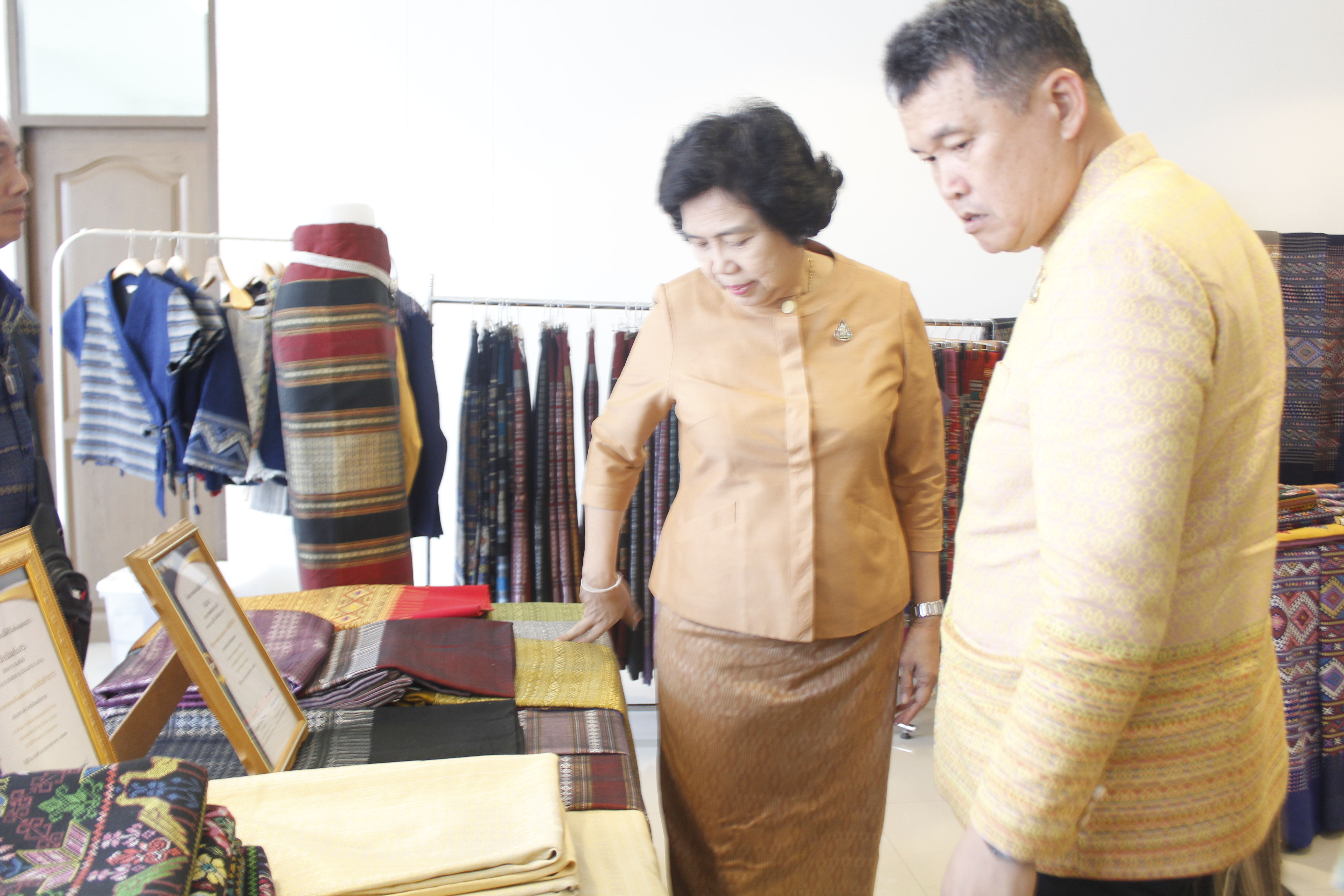 @น่านนคร… อธิบดีกรมการพัฒนาชุมชนมอบนโยบายและแนวทางการดำเนินงานพัฒนาชุมชน แก่ จนท.พช.น่าน