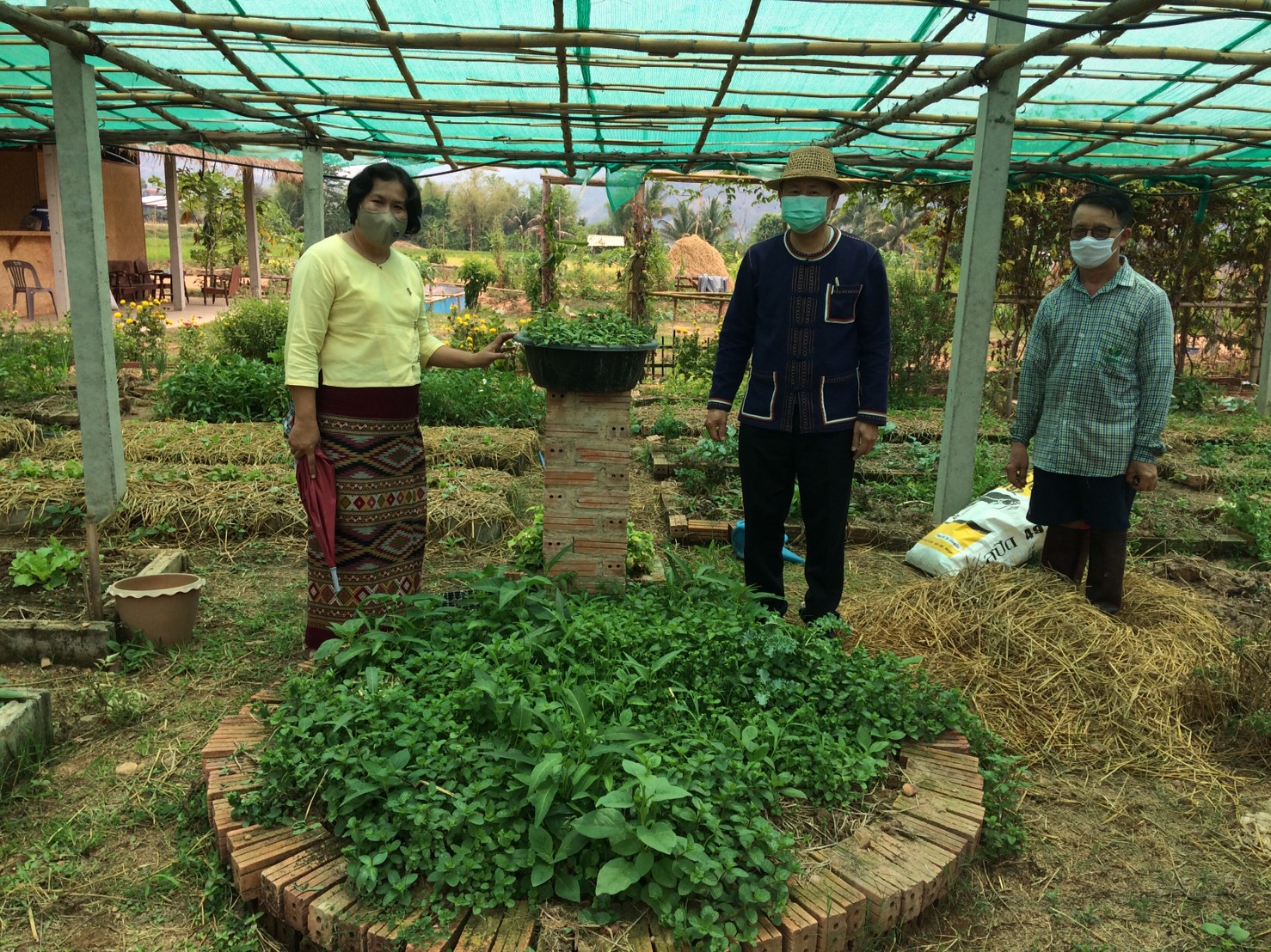 @น่าน : สพจ.น่าน ติดตามสนับสนุนการดำเนินงานเกษตรทฤษฏีใหม่ “โคก หนอง นา โมเดล”