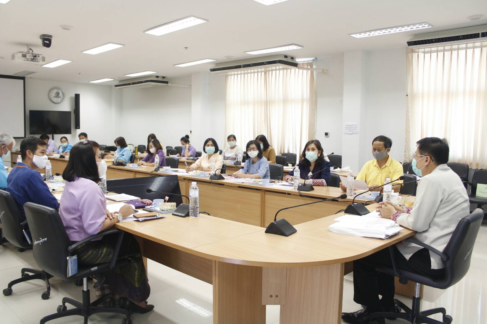 @น่าน : ประชุมพัฒนาการอำเภอและนักวิชาการพัฒนาชุมชนจังหวัดน่านครั้งที่ 4/2563