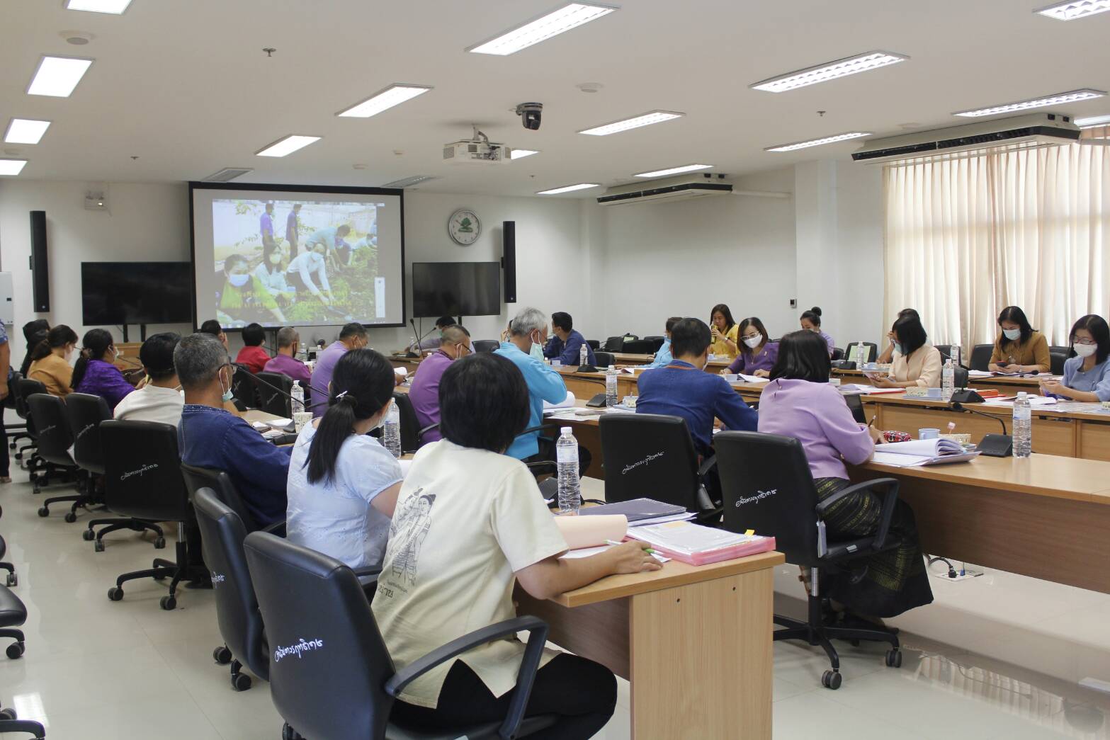 @น่าน : ประชุมพัฒนาการอำเภอและนักวิชาการพัฒนาชุมชนจังหวัดน่านครั้งที่ 4/2563