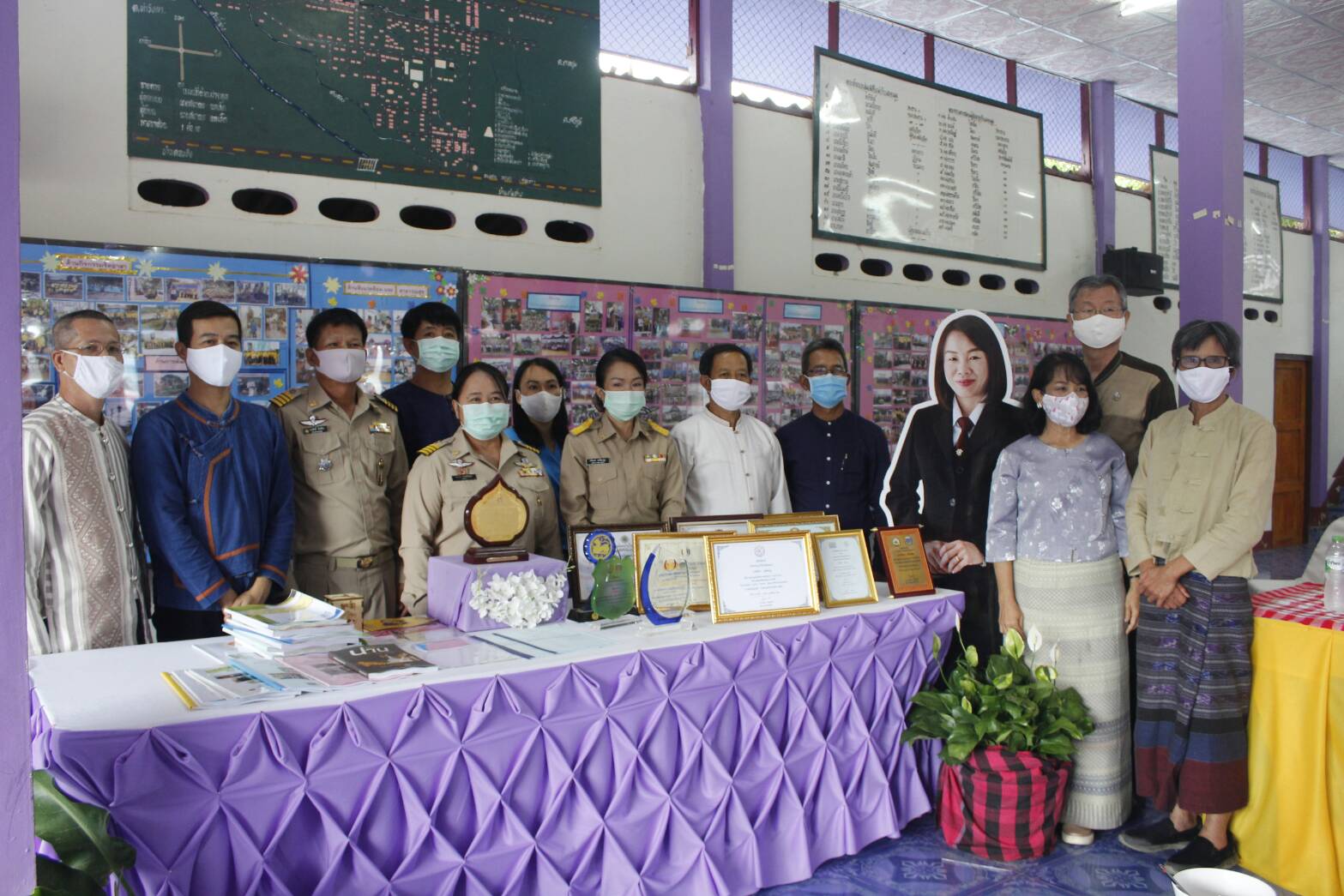 @น่าน : คัดเลือกข้าราชการและลูกจ้างประจำดีเด่นระดับเขตตรวจราชการประเภทพัฒนากรขวัญใจชุมชน