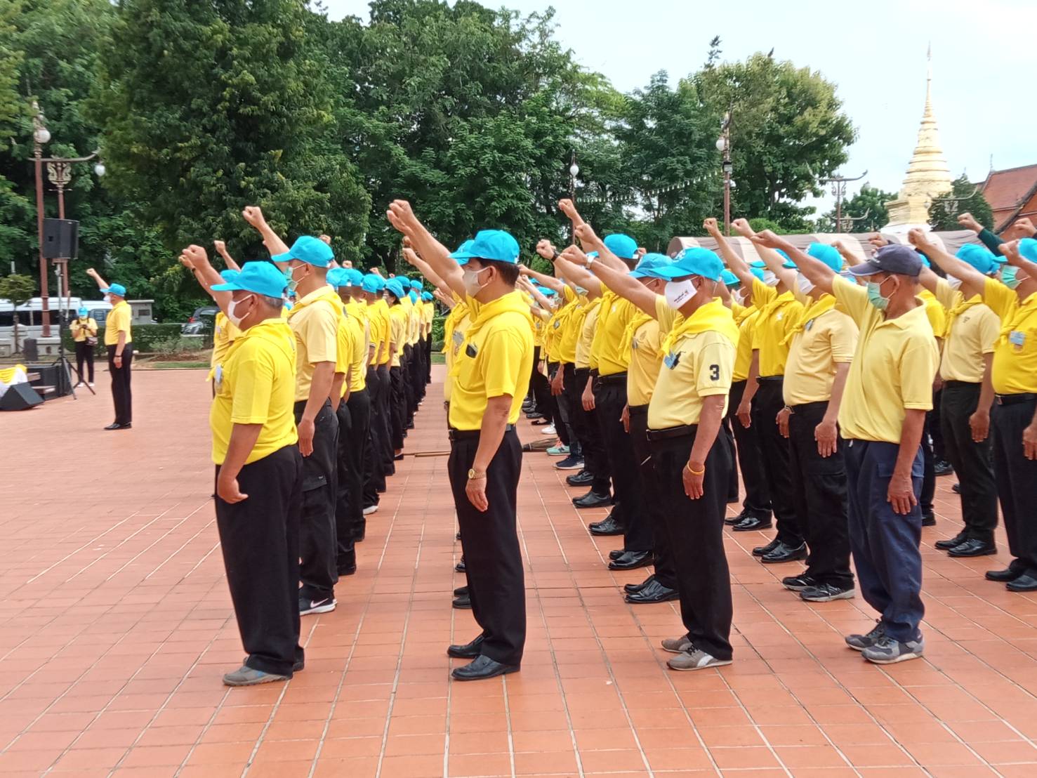 @น่าน : พช.น่านกิจกรรมจิตอาสาพัฒนาเพื่อสำนึกในพระมหากรุณาธิคุณในโอกาสวันสำคัญของชาติไทย