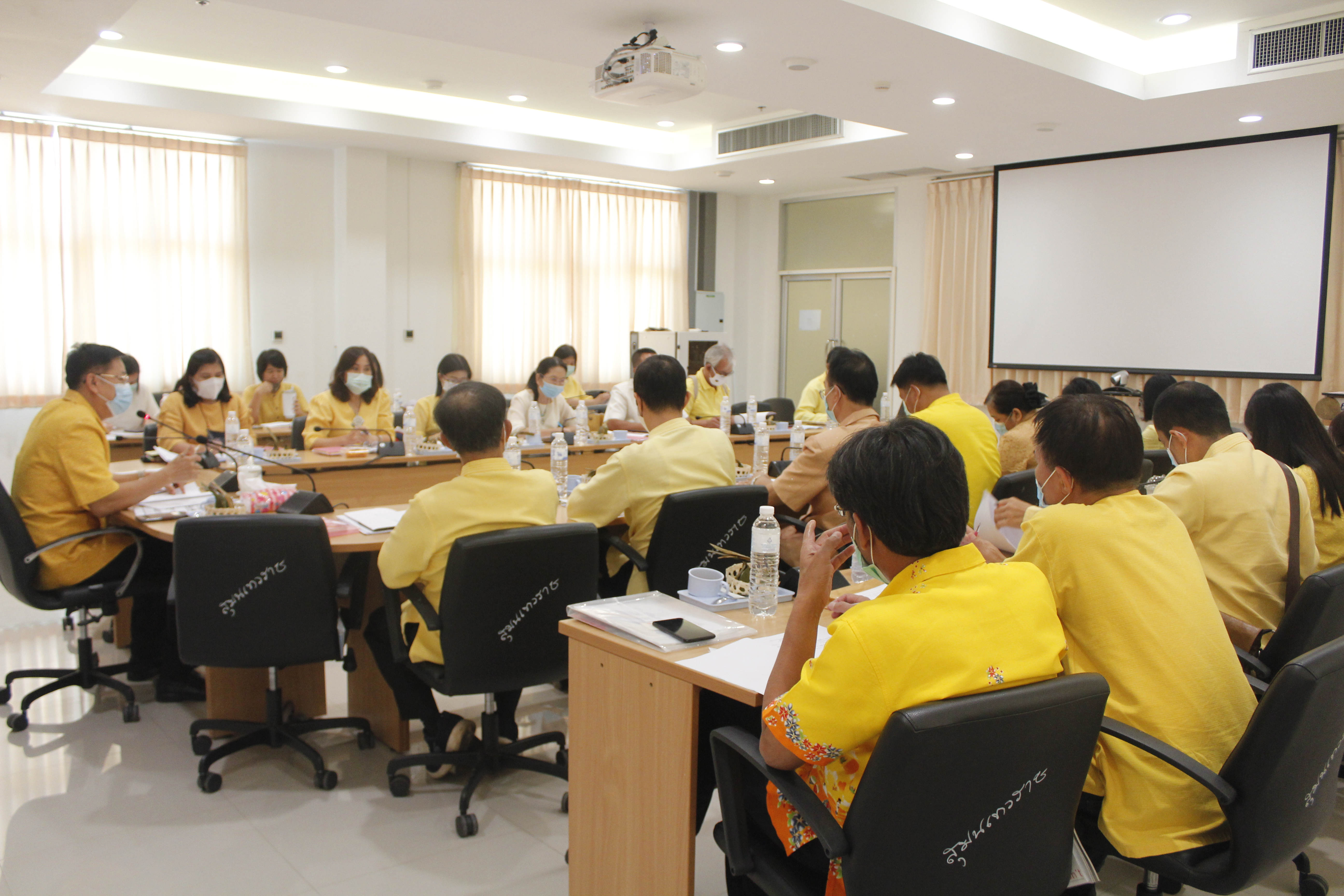 @น่าน : ประชุมพัฒนาการอำเภอและนักวิชาการพัฒนาชุมชนจังหวัดน่าน ครั้งที่ 5/2563