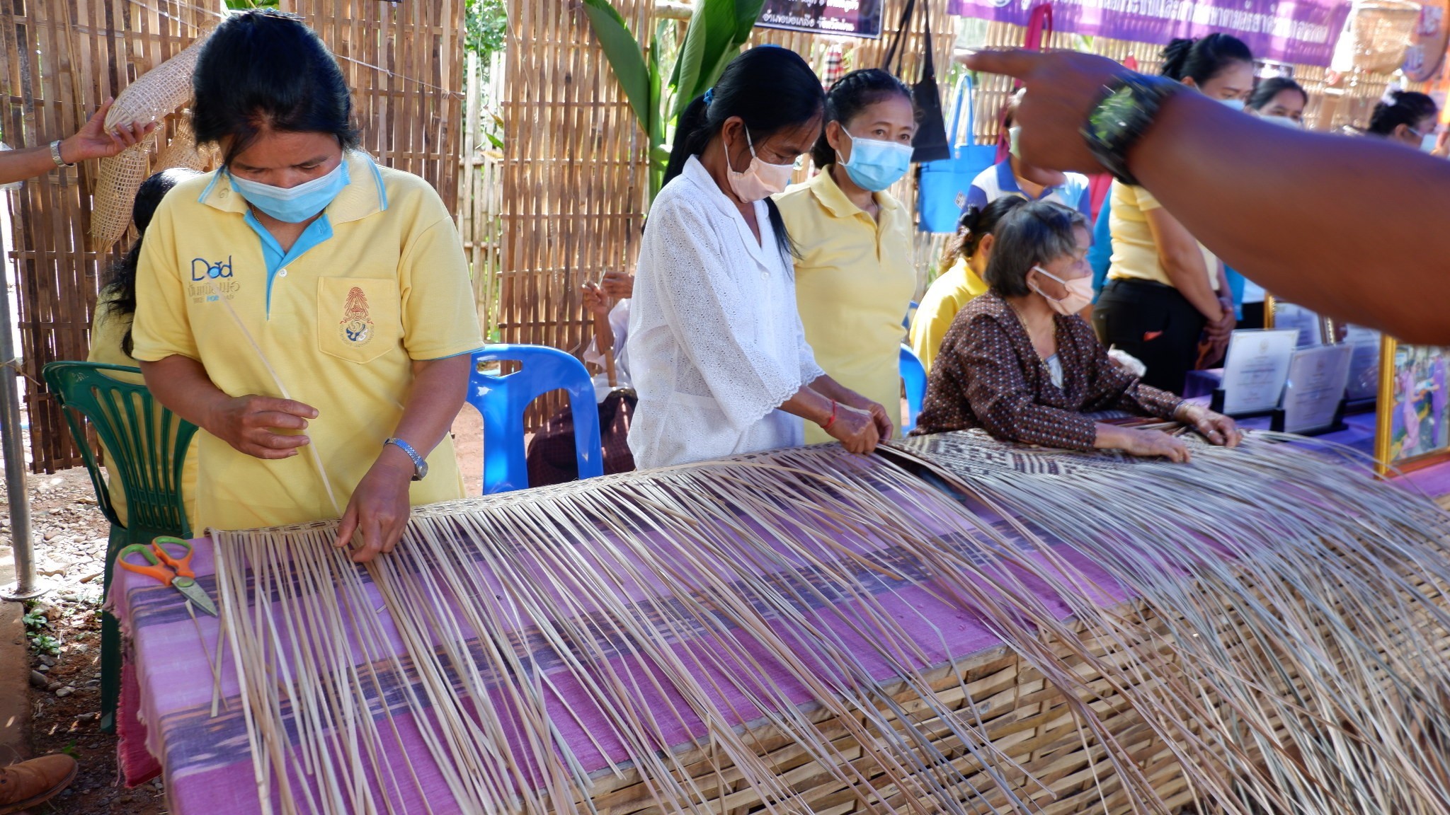 @น่าน : คัดเลือกหมู่บ้านเศรษฐกิจพอเพียง “อยู่เย็น เป็นสุข” ดีเด่น ระดับจังหวัด รอบสุดท้าย