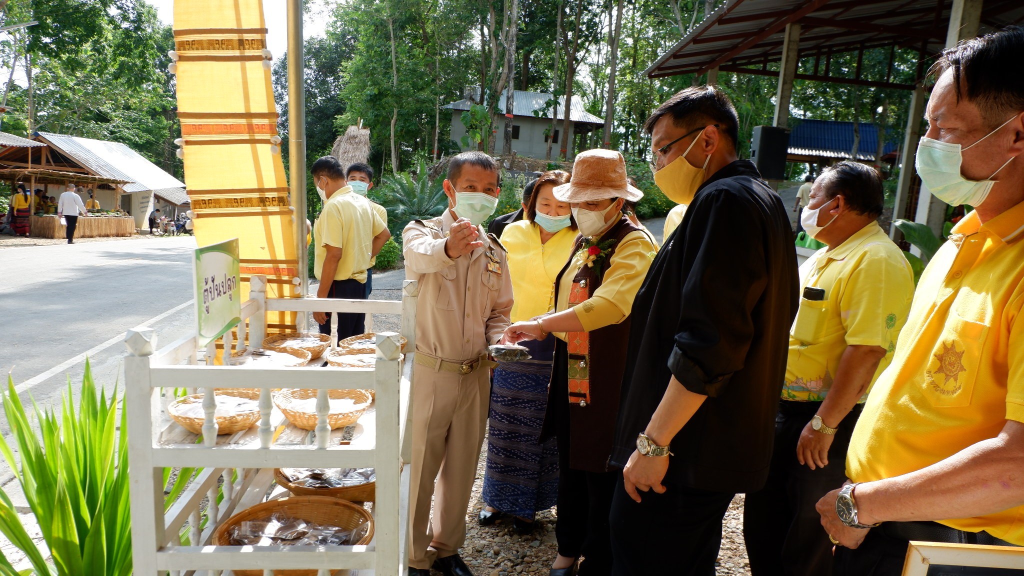 @น่าน : คัดเลือกหมู่บ้านเศรษฐกิจพอเพียง “อยู่เย็น เป็นสุข” ดีเด่น ระดับจังหวัด รอบสุดท้าย