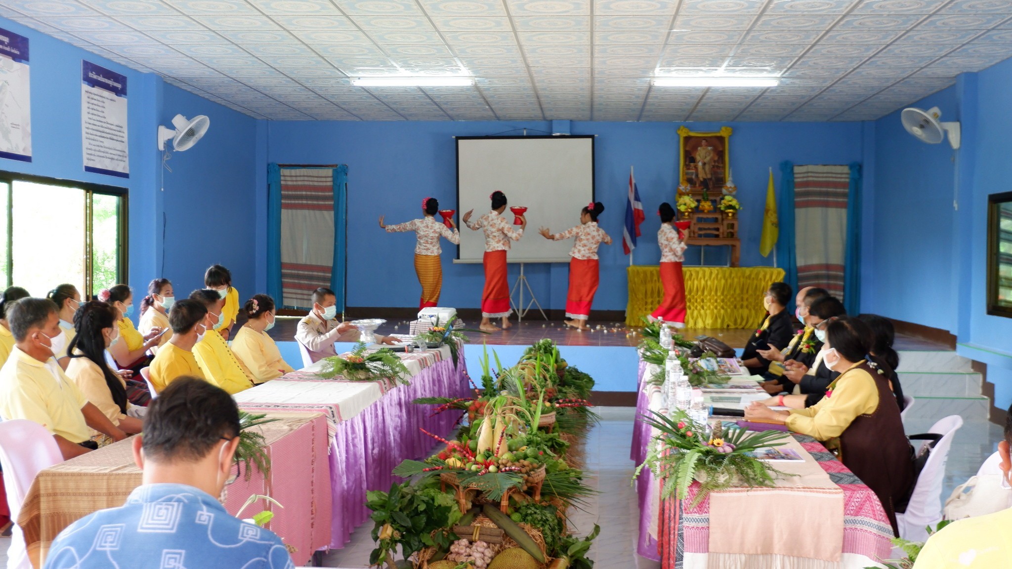 @น่าน : คัดเลือกหมู่บ้านเศรษฐกิจพอเพียง “อยู่เย็น เป็นสุข” ดีเด่น ระดับจังหวัด รอบสุดท้าย