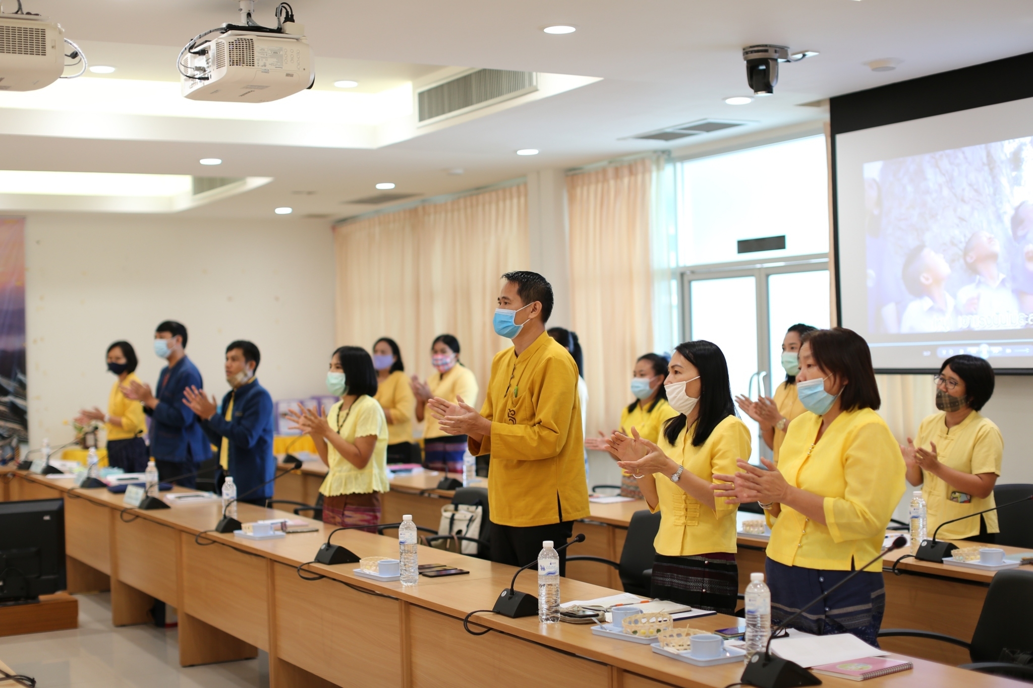 พช.น่าน รับการติดตามประเมินผลการดำเนินงานพัฒนาชุมชนใสสะอาด “ท้าทาย”