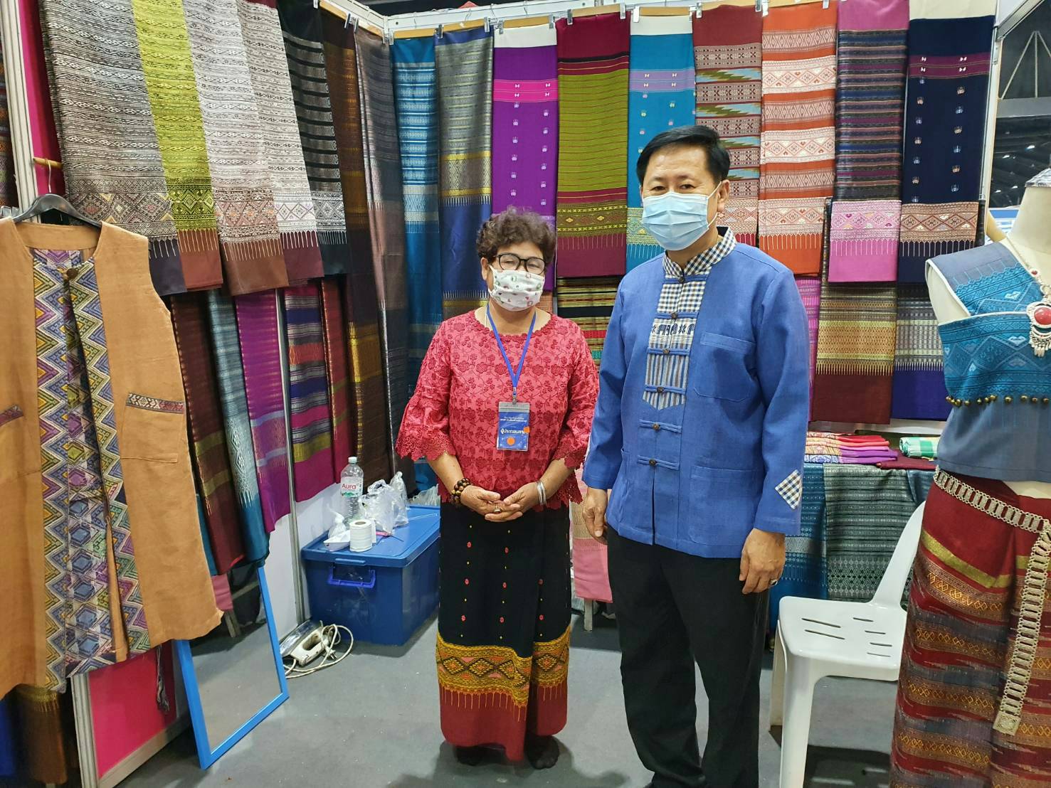 @น่าน : ร่วมงานศิลปาชีพ ประทีปไทย OTOP ก้าวไกลด้วยพระบารมี ประจำปี พ.ศ.๒๕๖๓ และงานชุมชนท่องเที่ยว OTOP นวัตวิถี