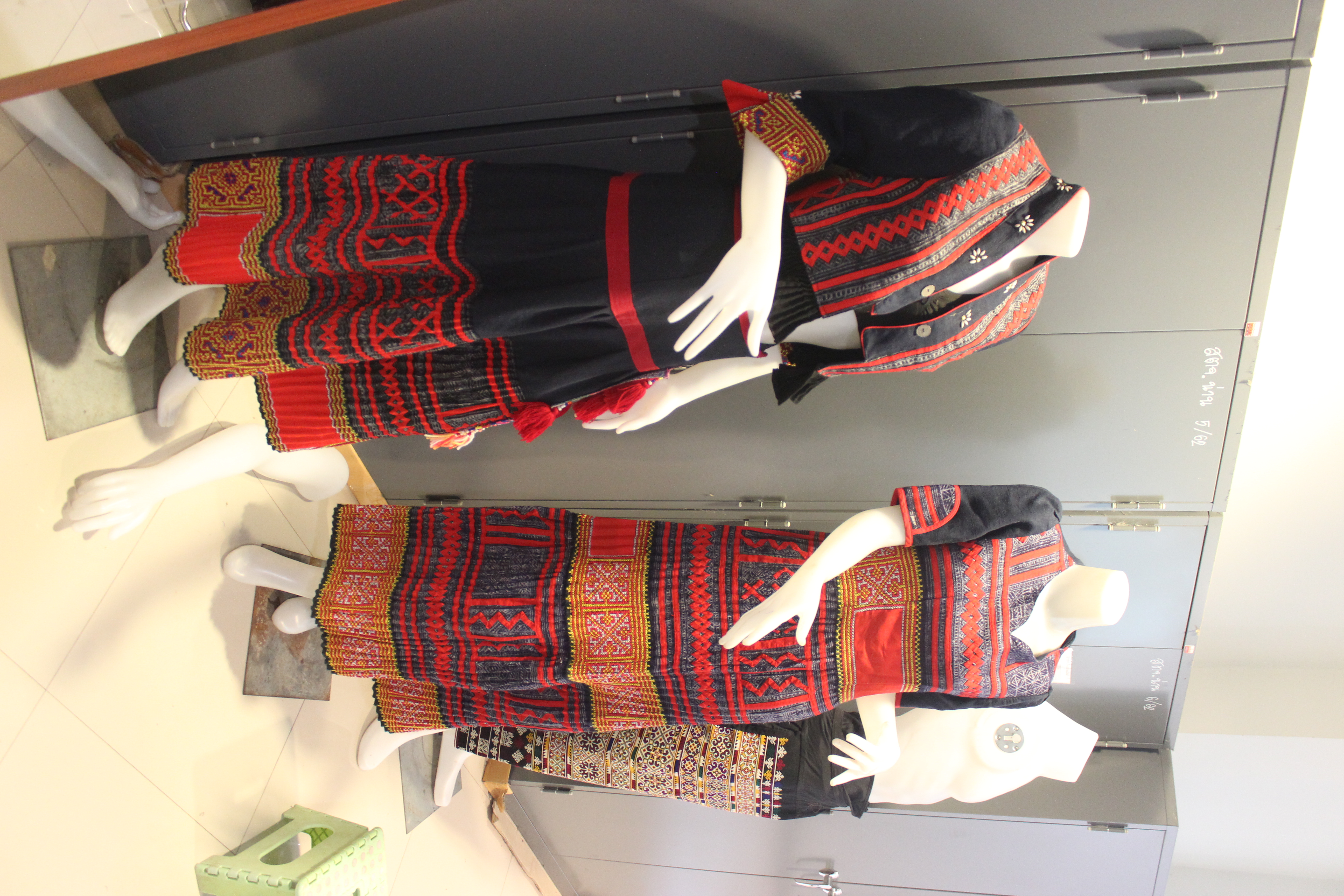 @น่าน : สนองรับมาตรการส่งเสริมและสนับสนุนการใช้และสวมใส่ผ้าไทย