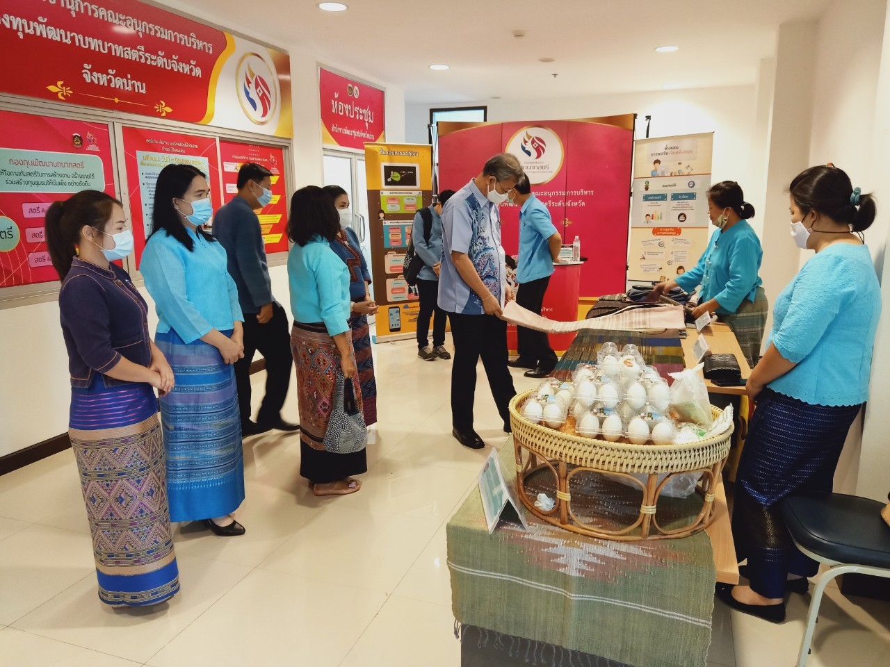 “พช.น่าน ร่วมคัดเลือกคนกองทุนพัฒนาบทบาทสตรีดีเด่น ระดับเขตตรวจราชการ “