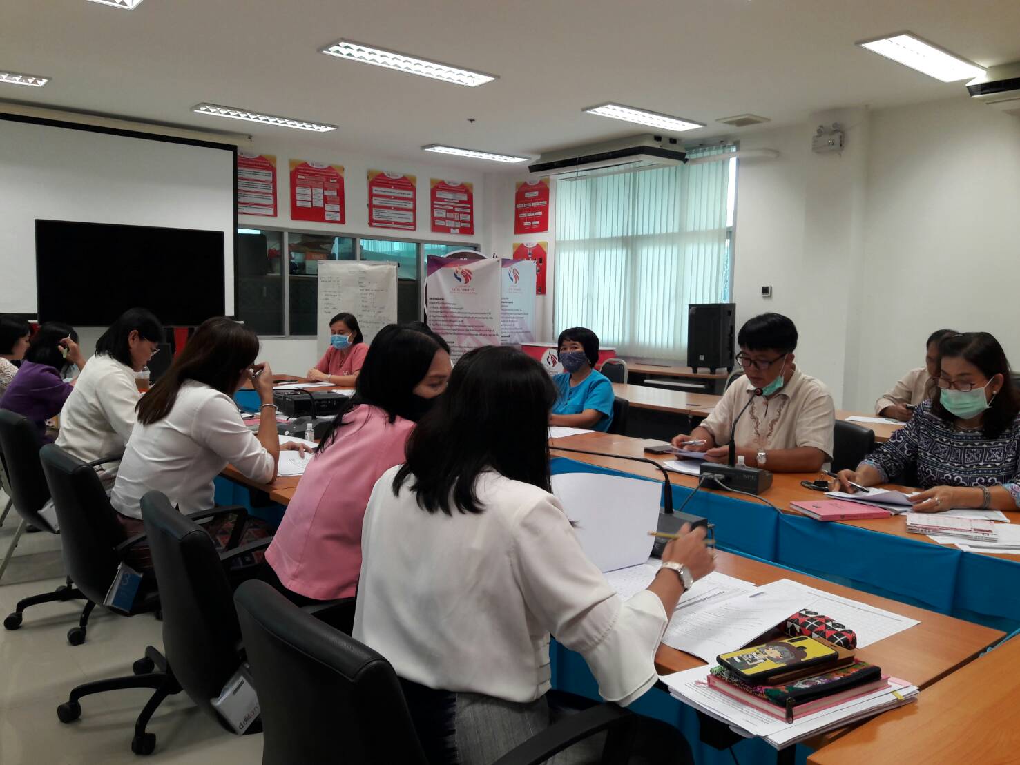 @น่าน : ประชุมเจ้าหน้าที่สำนักงานพัฒนาชุมชนจังหวัดน่าน