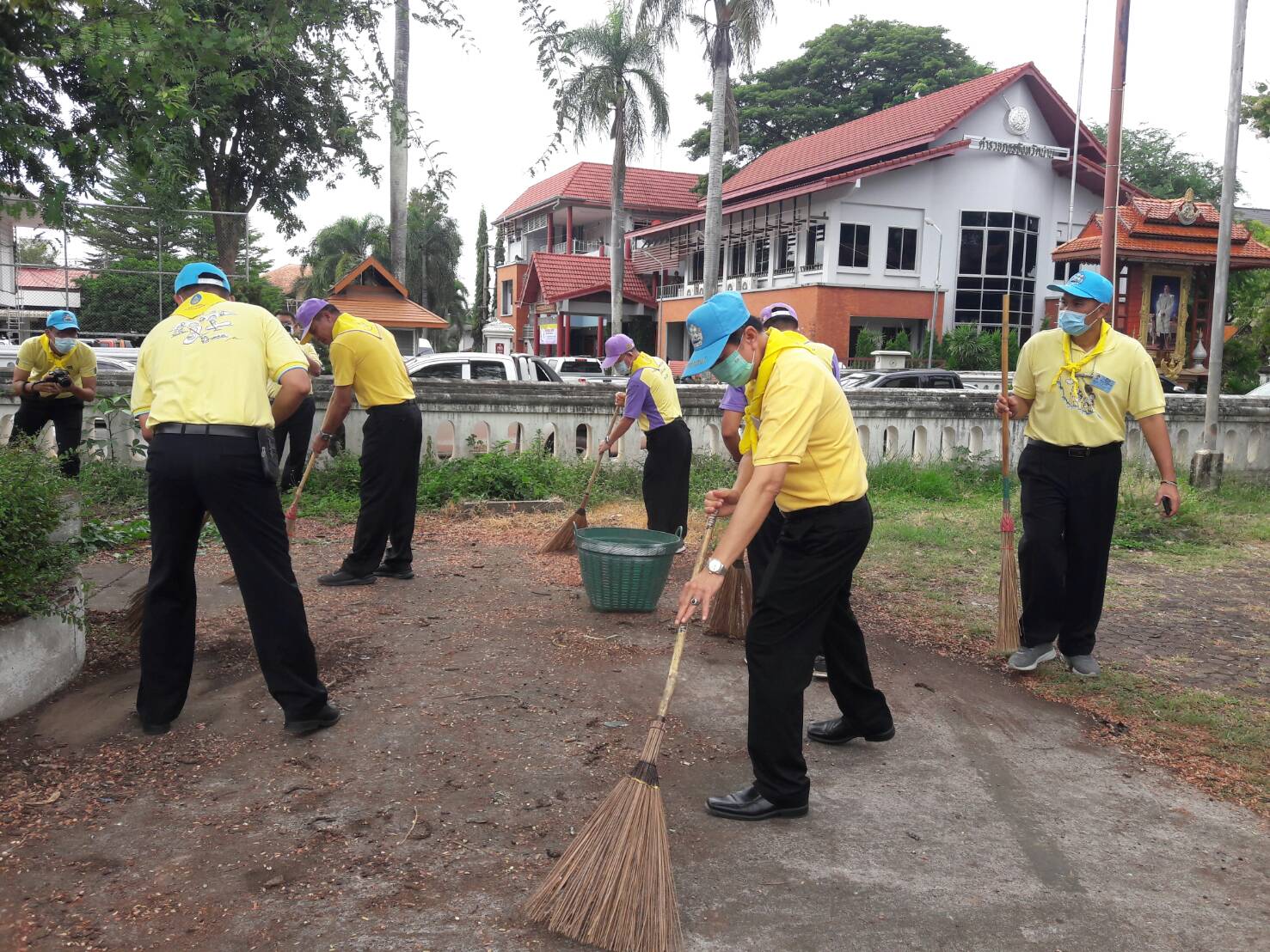 @น่าน : กิจกรรมจิตอาสาพัฒนาเนื่องในโอกาสวันสำคัญของชาติไทย วันคล้ายวันสวรรคตพระบาทสมเด็จพระจุลจอมเกล้าเจ้าอยู่หัว