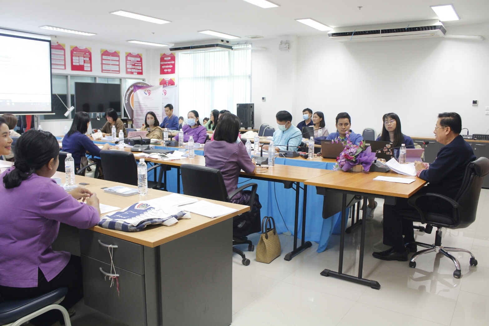 @น่าน : ประชุมวางแผนการขับเคลื่อนโครงการชุมชนท่องเที่ยว OTOP นวัตวิถี