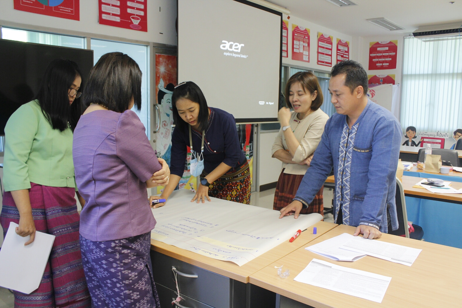 @น่าน : ประชุมวางแผนการขับเคลื่อนโครงการชุมชนท่องเที่ยว OTOP นวัตวิถี