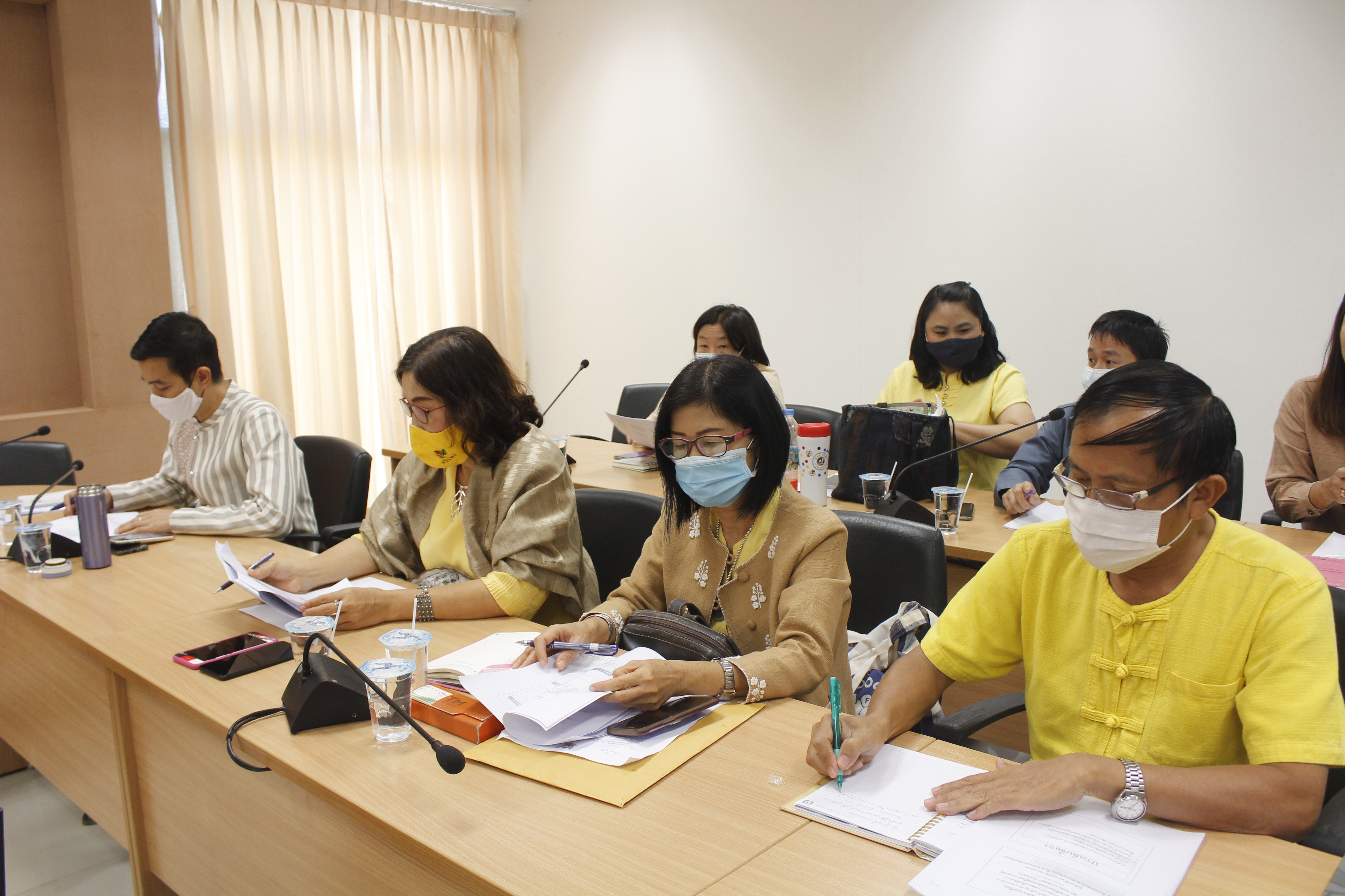 @น่าน : ประชุมเตรียมความพร้อมการคัดเลือกบุคคลเพื่อจัดจ้างเป็นลูกจ้างเหมาบริการปฏิบัติภารกิจตามโครงการพัฒนาพื้นที่ต้นแบบการพัฒนาคุณภาพชีวิตตามหลักทฤษฎีใหม่ ประยุกต์สู่ “โคก หนอง นา โมเดล” จังหวัดน่าน