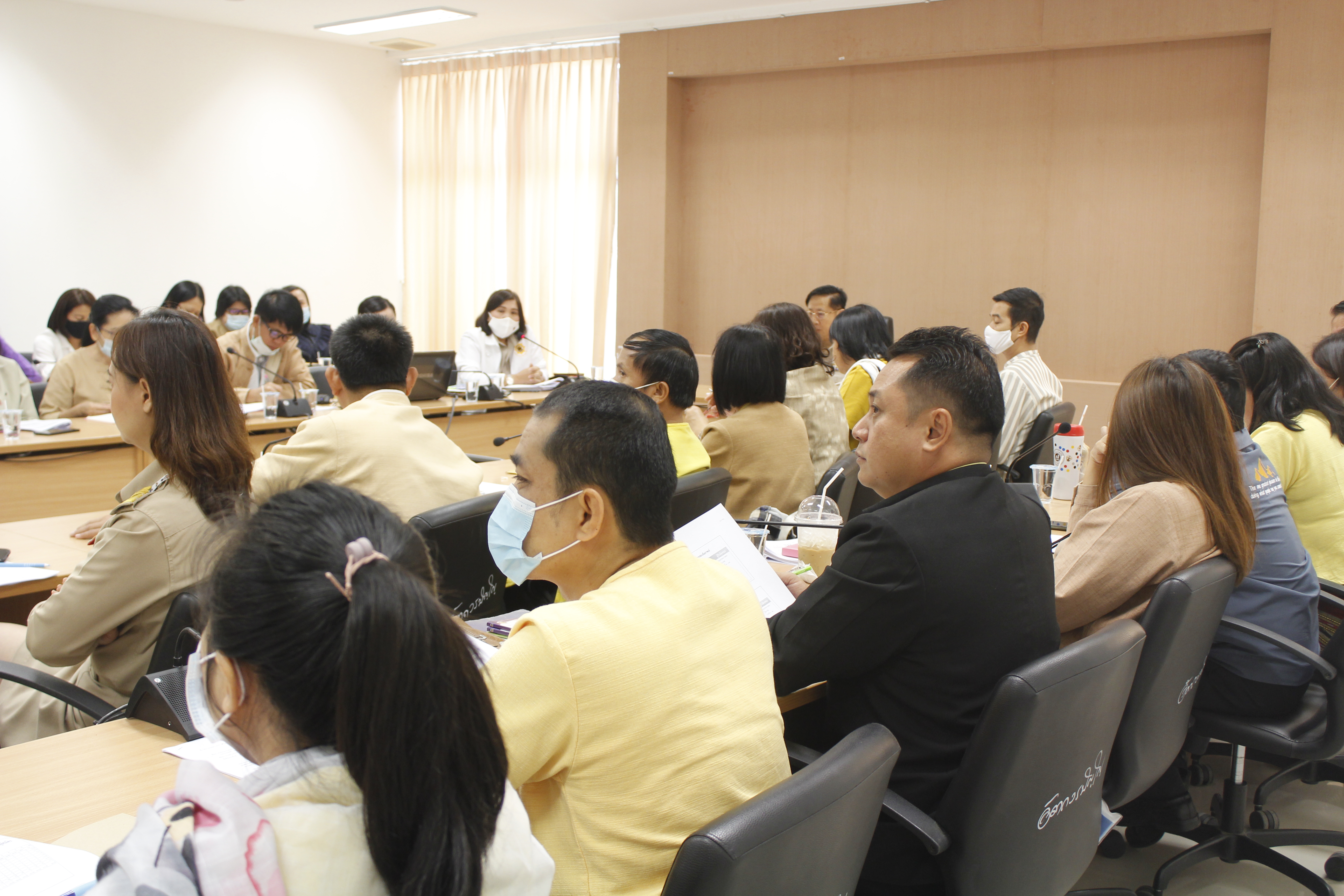 @น่าน : ประชุมเตรียมความพร้อมการคัดเลือกบุคคลเพื่อจัดจ้างเป็นลูกจ้างเหมาบริการปฏิบัติภารกิจตามโครงการพัฒนาพื้นที่ต้นแบบการพัฒนาคุณภาพชีวิตตามหลักทฤษฎีใหม่ ประยุกต์สู่ “โคก หนอง นา โมเดล” จังหวัดน่าน