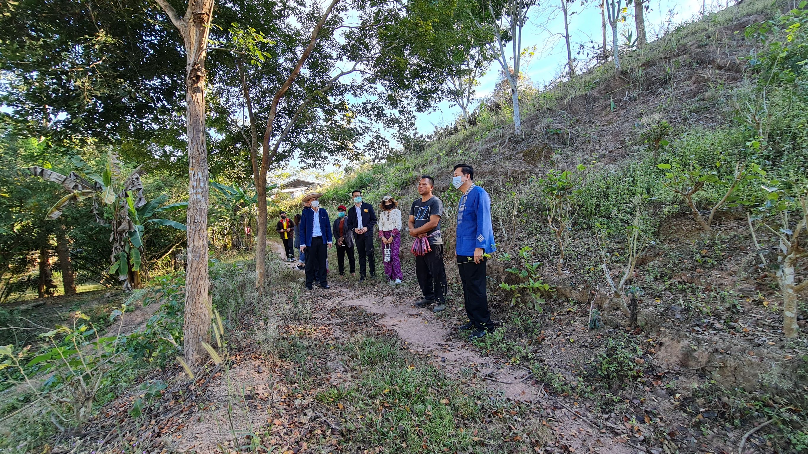 น่าน : นายอาทร พิมชะนก ผู้ตรวจราชการกรมฯ ติดตามงานตามนโยบายของรัฐบาล กระทรวงมหาดไทยและกรมการพัฒนาชุมชนในพื้นที่ จ.น่าน