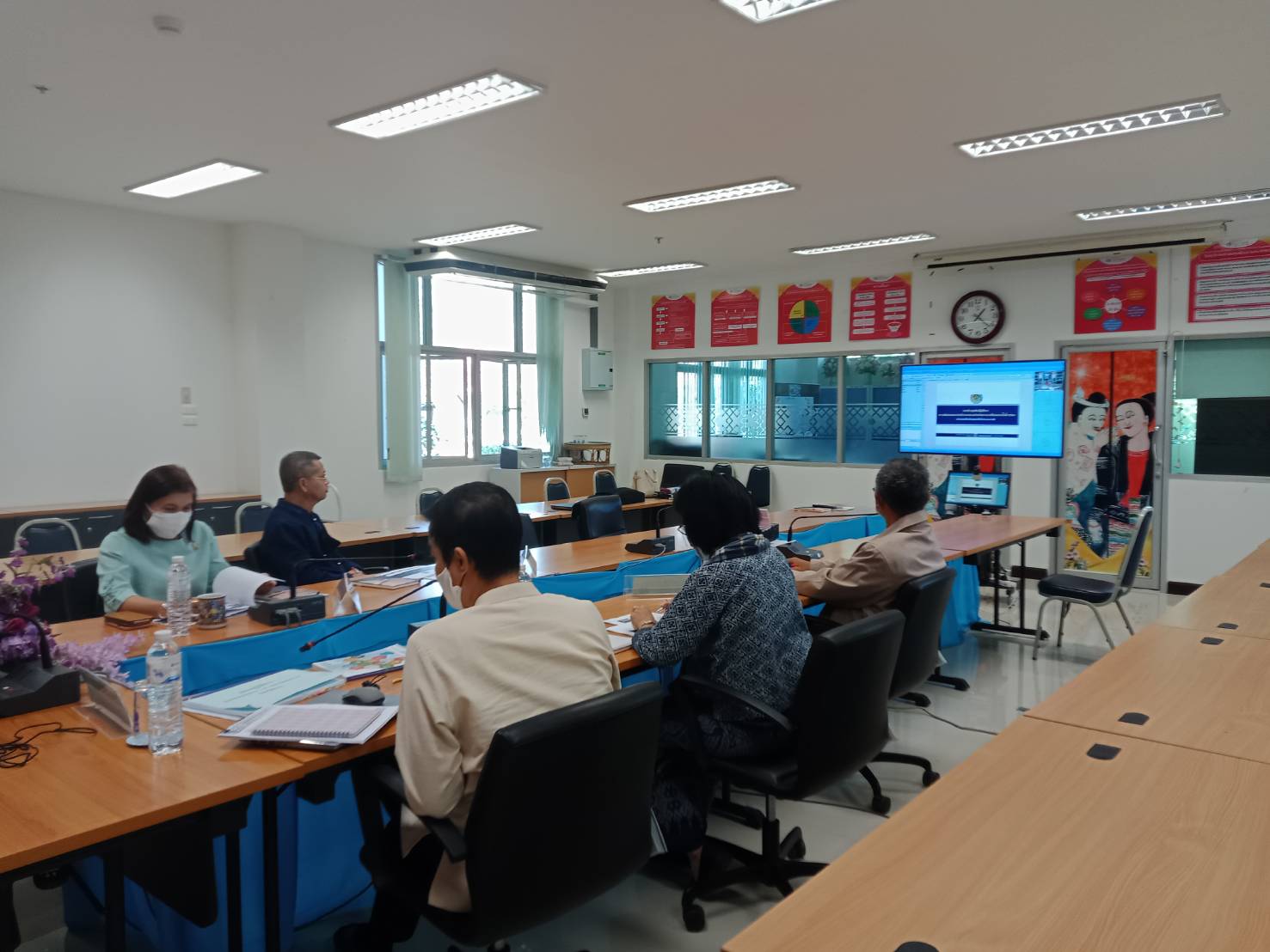 @น่าน : ร่วมประชุมเชิงปฏิบัติการตรวจติดตามผลการดำเนินงานของหน่วยรับตรวจรายไตรมาส ครั้งที่ 1/2564