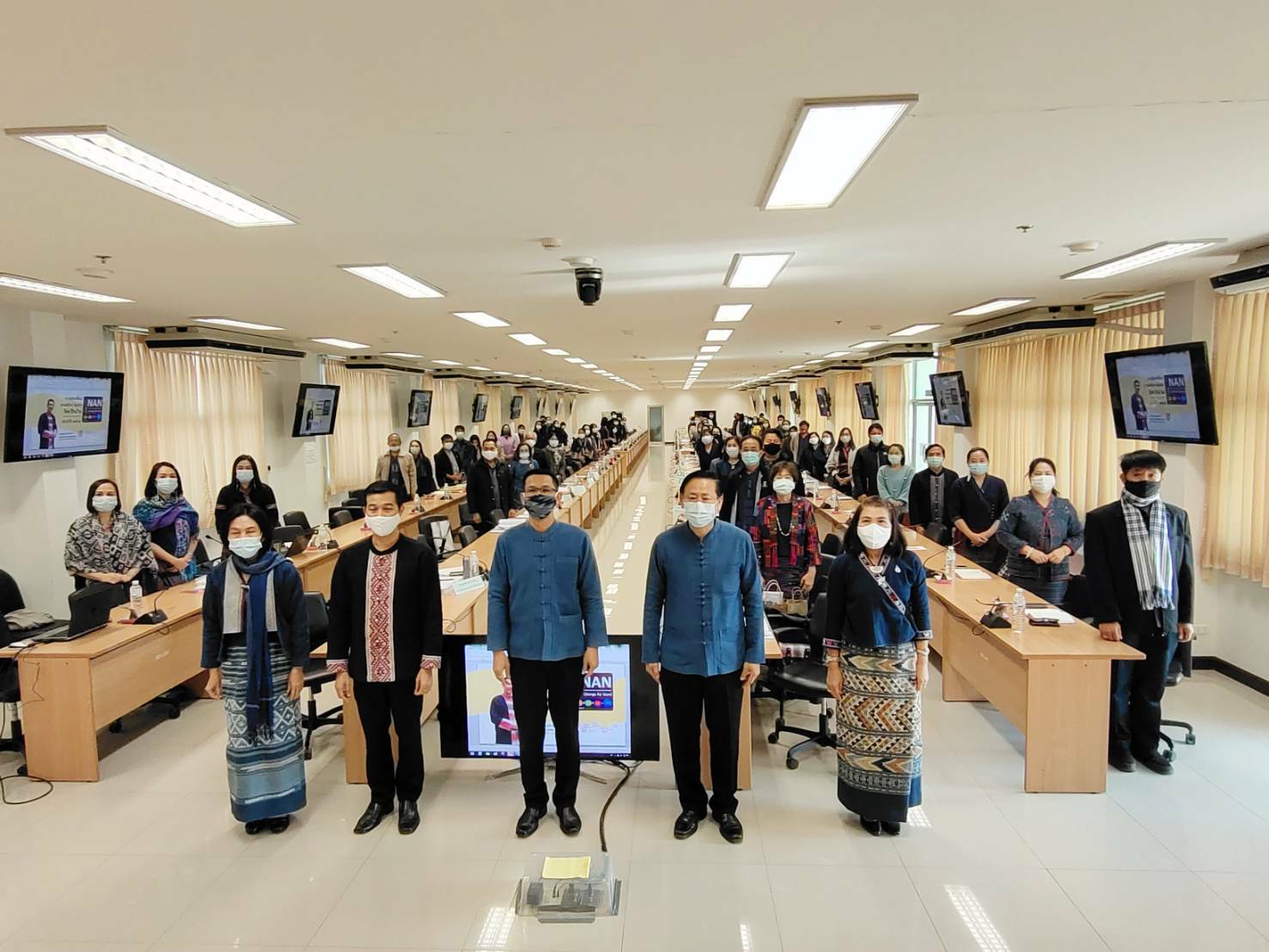 @น่าน : ประชุมสื่อสารทิศทางและนโยบายการพัฒนาชุมชน ประจำปี 2564