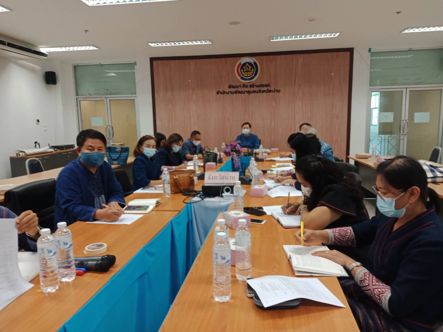 พัฒนาชุมชนจังหวัดน่าน ร่วมรับฟังการประชุมกรมการพัฒนาชุมชน ผ่านระบบวีดิทัศน์ทางไกล (Video Conference)