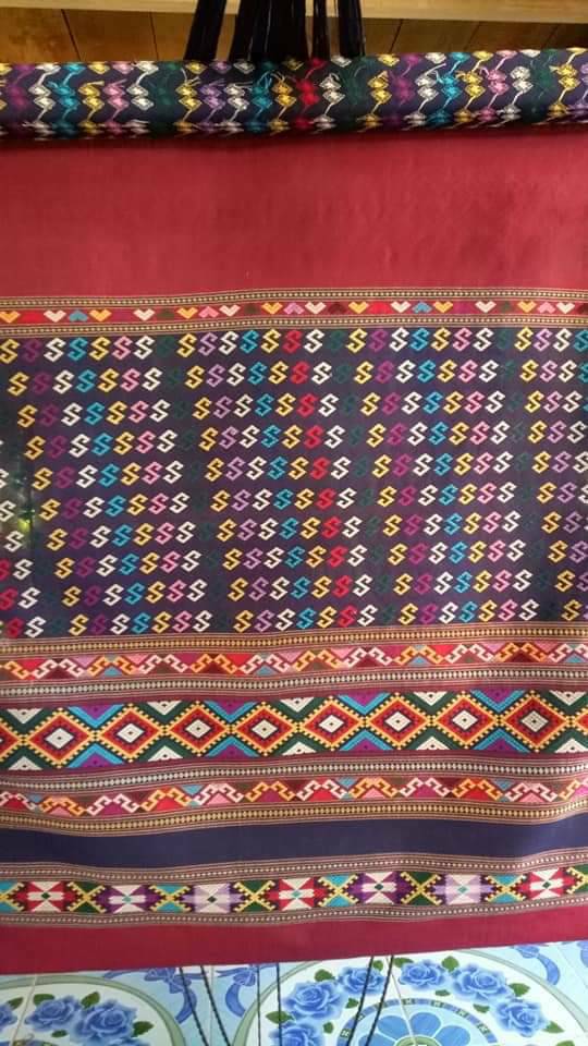 พช.น่าน ชื่นชม ผ้าฝ้ายแกมไหมลาย “ผ้ามัดหมี่ลายขอเจ้าฟ้าสิริวัณณวรีฯ” ต่อยอดภูมิปัญญาผ้าไทยสู่สากล