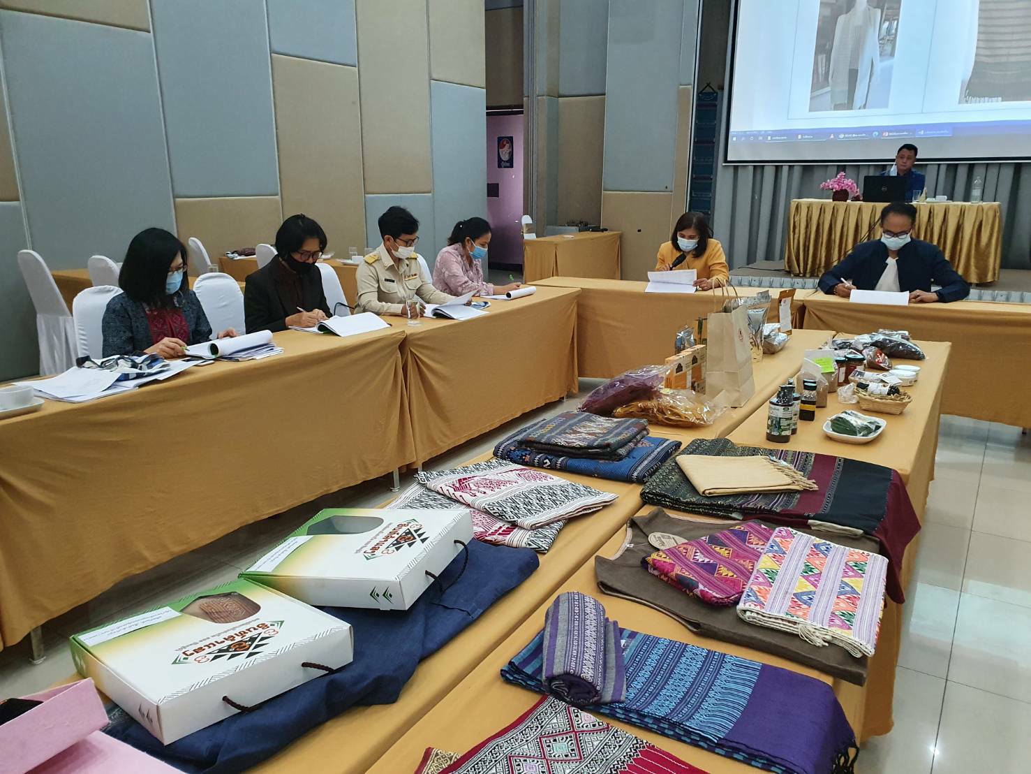 @พช.น่าน จัดโครงการส่งเสริมกระบวนการเครือข่ายองค์ความรู้ (Knowledge – Based OTOP : KBO)