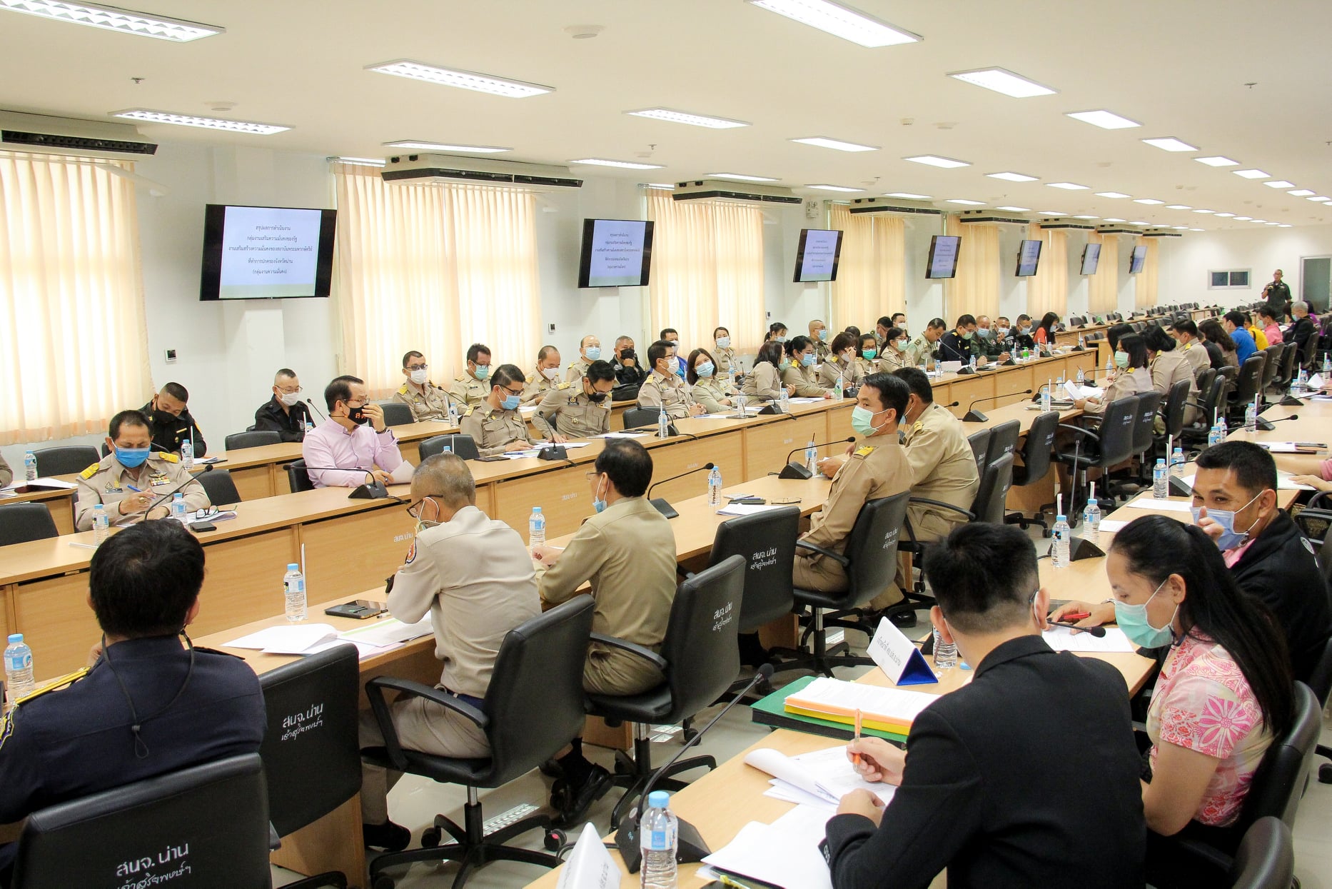 @พช.น่าน : มอบเกียรติบัตรพร้อมเงินรางวัลผลการตัดสินการประกวดร้านนิทรรศการในงานประจำปีและของดีเมืองน่าน ประจำปี 2564