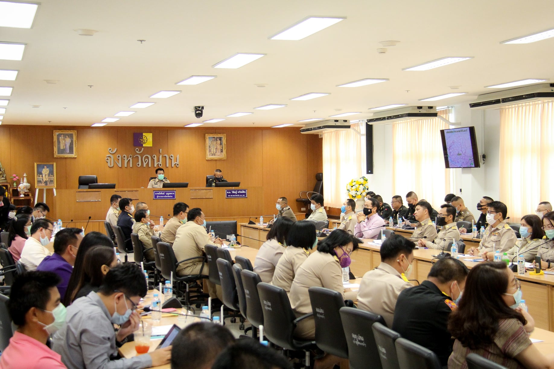 @พช.น่าน : มอบเกียรติบัตรพร้อมเงินรางวัลผลการตัดสินการประกวดร้านนิทรรศการในงานประจำปีและของดีเมืองน่าน ประจำปี 2564