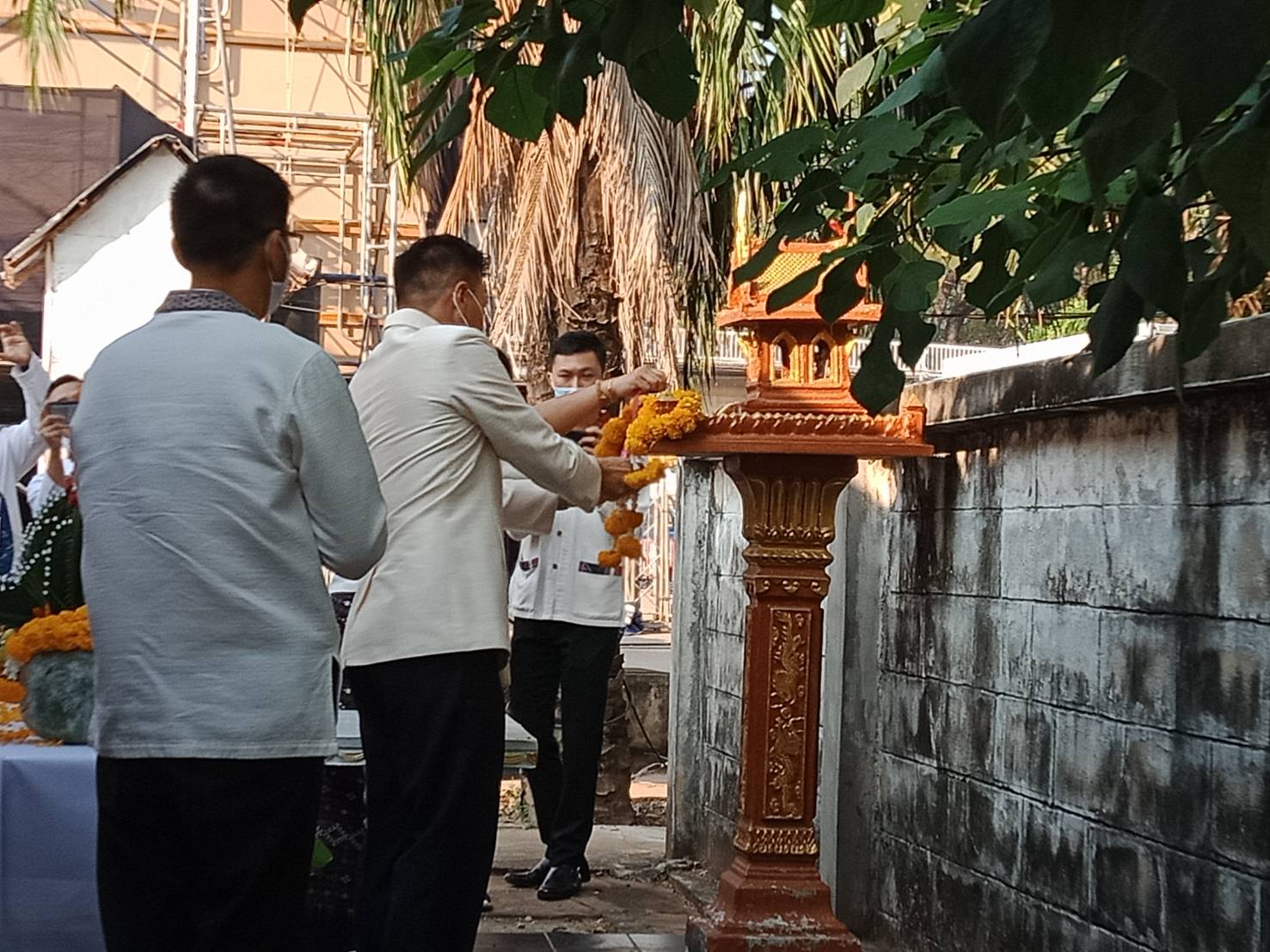 @น่าน : พช.น่าน ร่วมพิธีบวงสรวงสิ่งศักดิ์สิทธิ์ งานประจำปีและของดีเมืองน่าน ประจำปี 2564