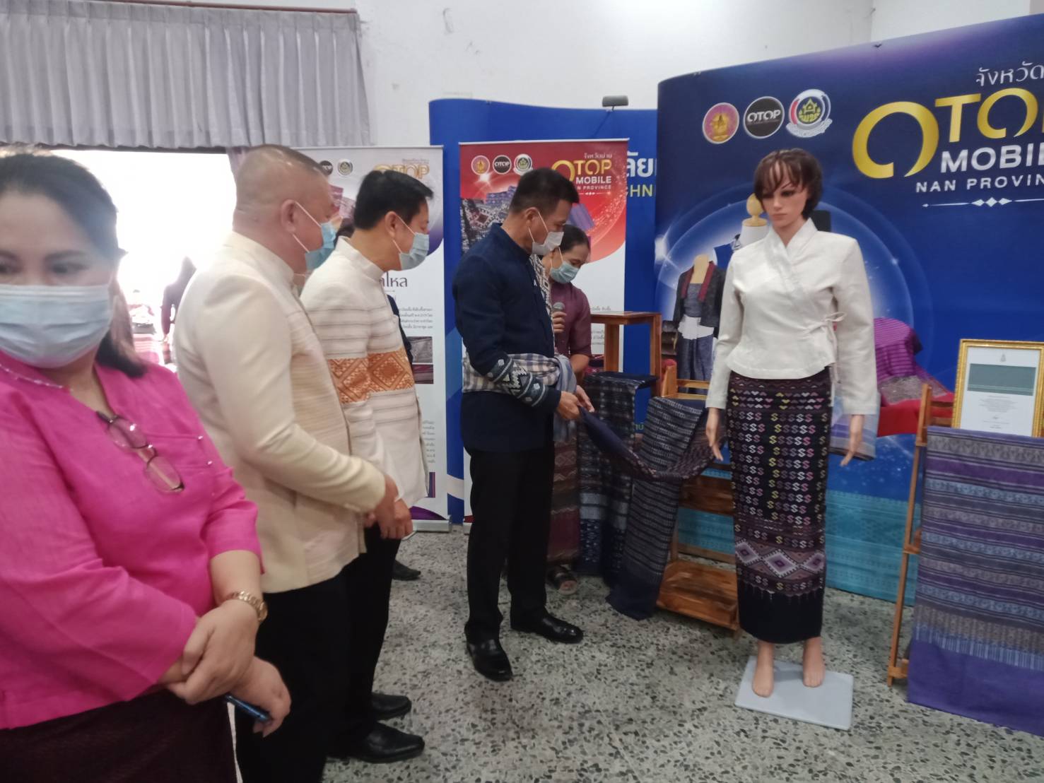 พช.น่าน จัดกิจกรรมรวมพลังสตรีจังหวัดน่าน เนื่องในวันสตรีสากล ประจำปี 2564  พร้อมบูรณาการกิจกรรมสร้างความมั่นคงทางอาหาร ด้วยการปลูกผักสวนครัว”