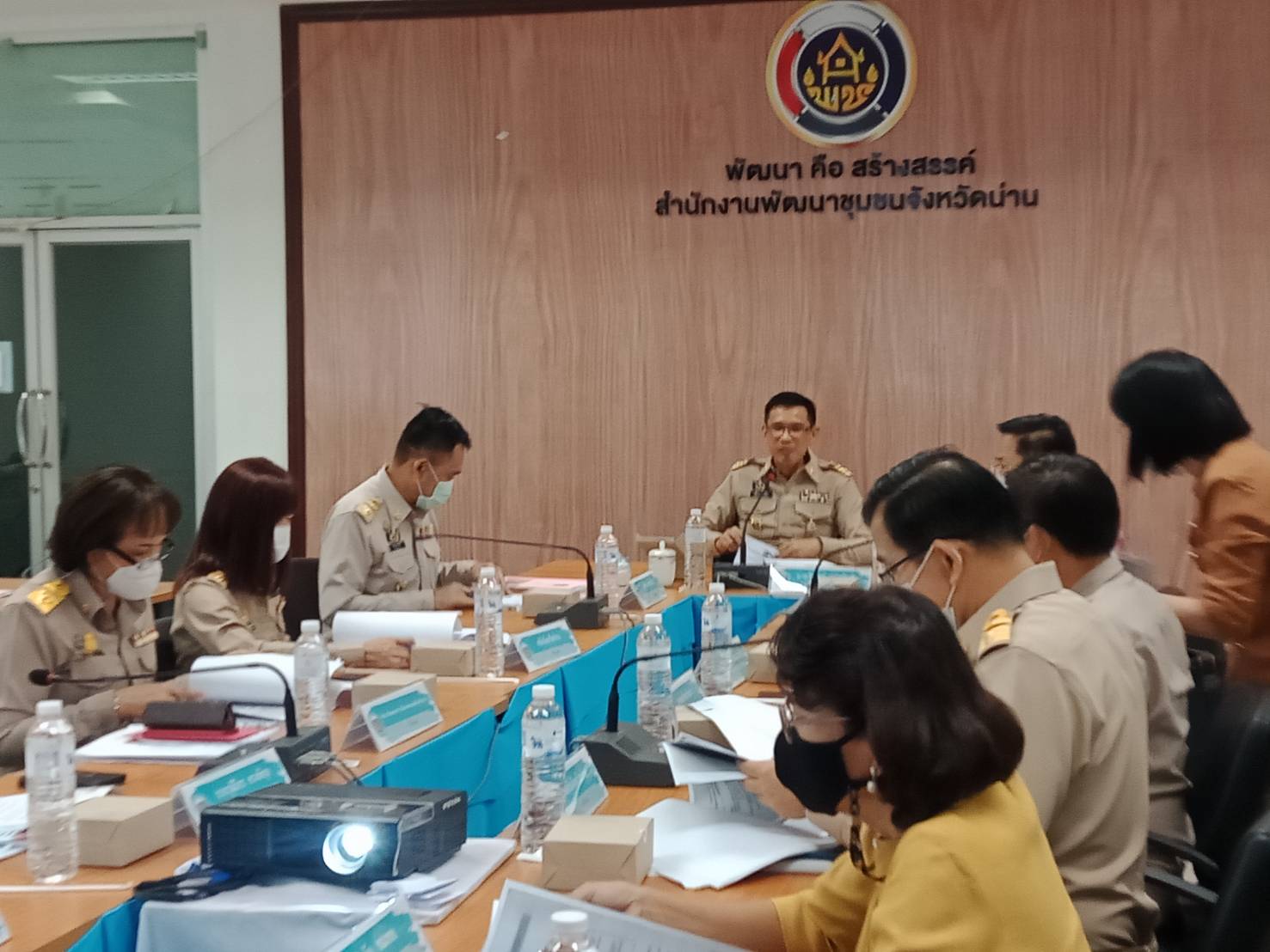 @น่าน : คณะอนุกรรมการบริหารกองทุนพัฒนาบทบาทสตรีระดับจังหวัด จังหวัดน่าน ครั้งที่ 4/2564