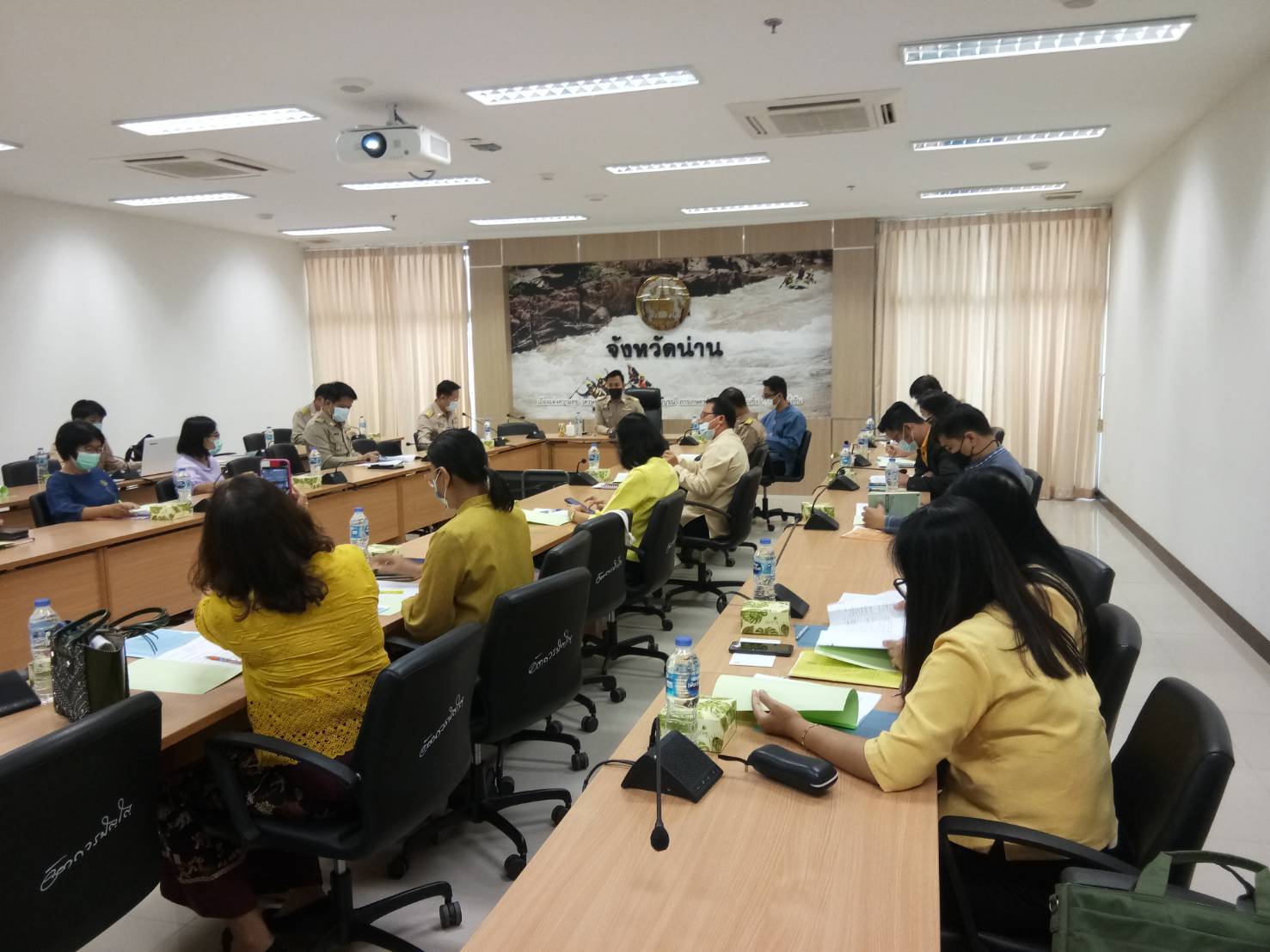 @น่าน : ประชุมเชิงปฏิบัติการทีมปฏิบัติการสนับสนุนการขับเคลื่อนการพัฒนาเศรษฐกิจฐานรากและประชารัฐจังหวัดน่าน ครั้งที่ 1/2564