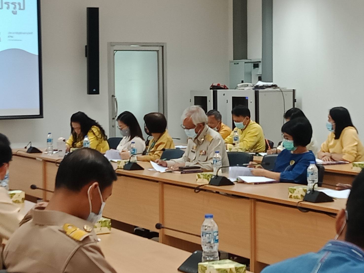 @น่าน : ประชุมเชิงปฏิบัติการทีมปฏิบัติการสนับสนุนการขับเคลื่อนการพัฒนาเศรษฐกิจฐานรากและประชารัฐจังหวัดน่าน ครั้งที่ 1/2564