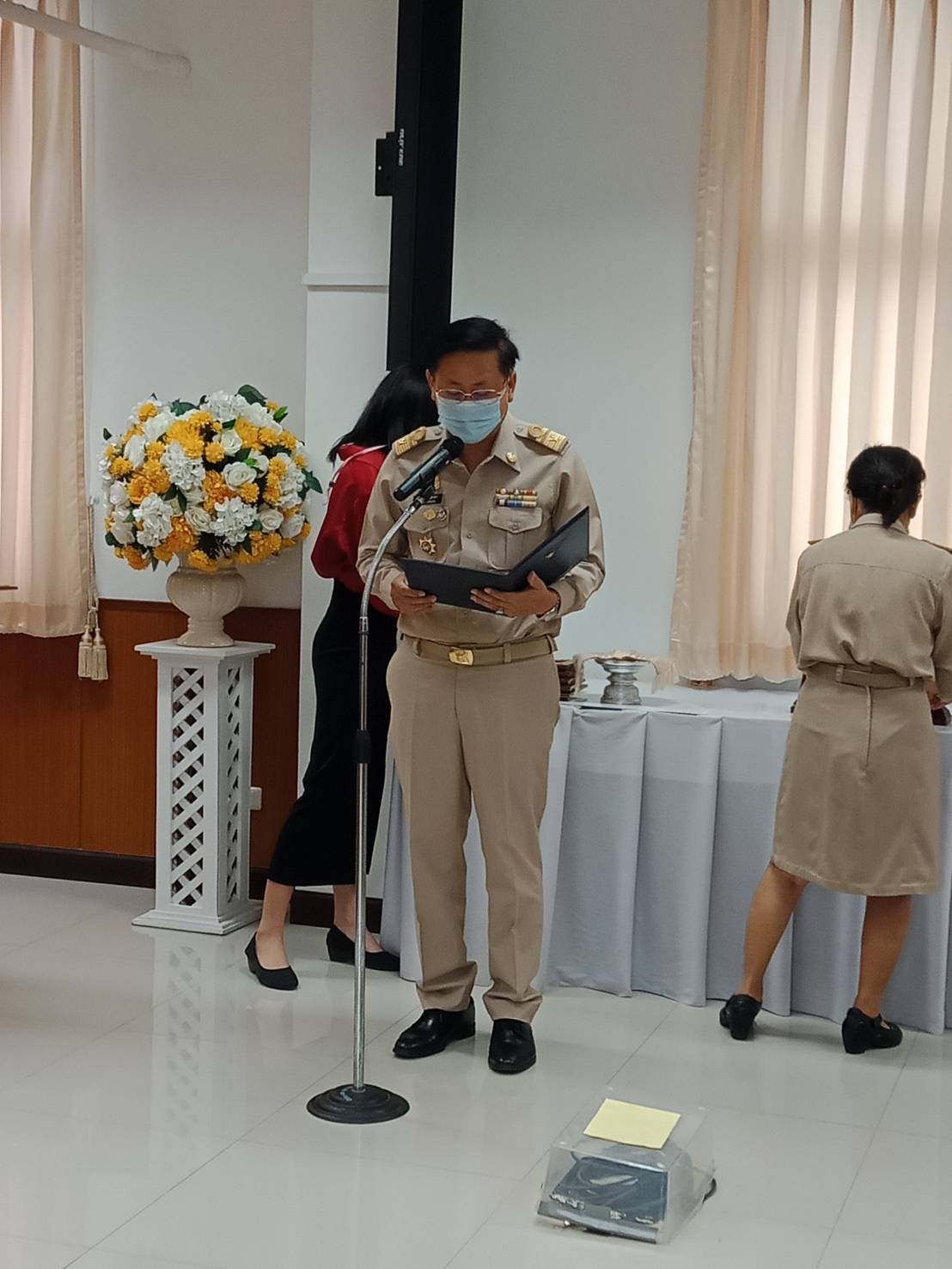 @พช.น่าน : มอบเกียรติบัตรพร้อมเงินรางวัลผลการตัดสินการประกวดร้านนิทรรศการในงานประจำปีและของดีเมืองน่าน ประจำปี 2564