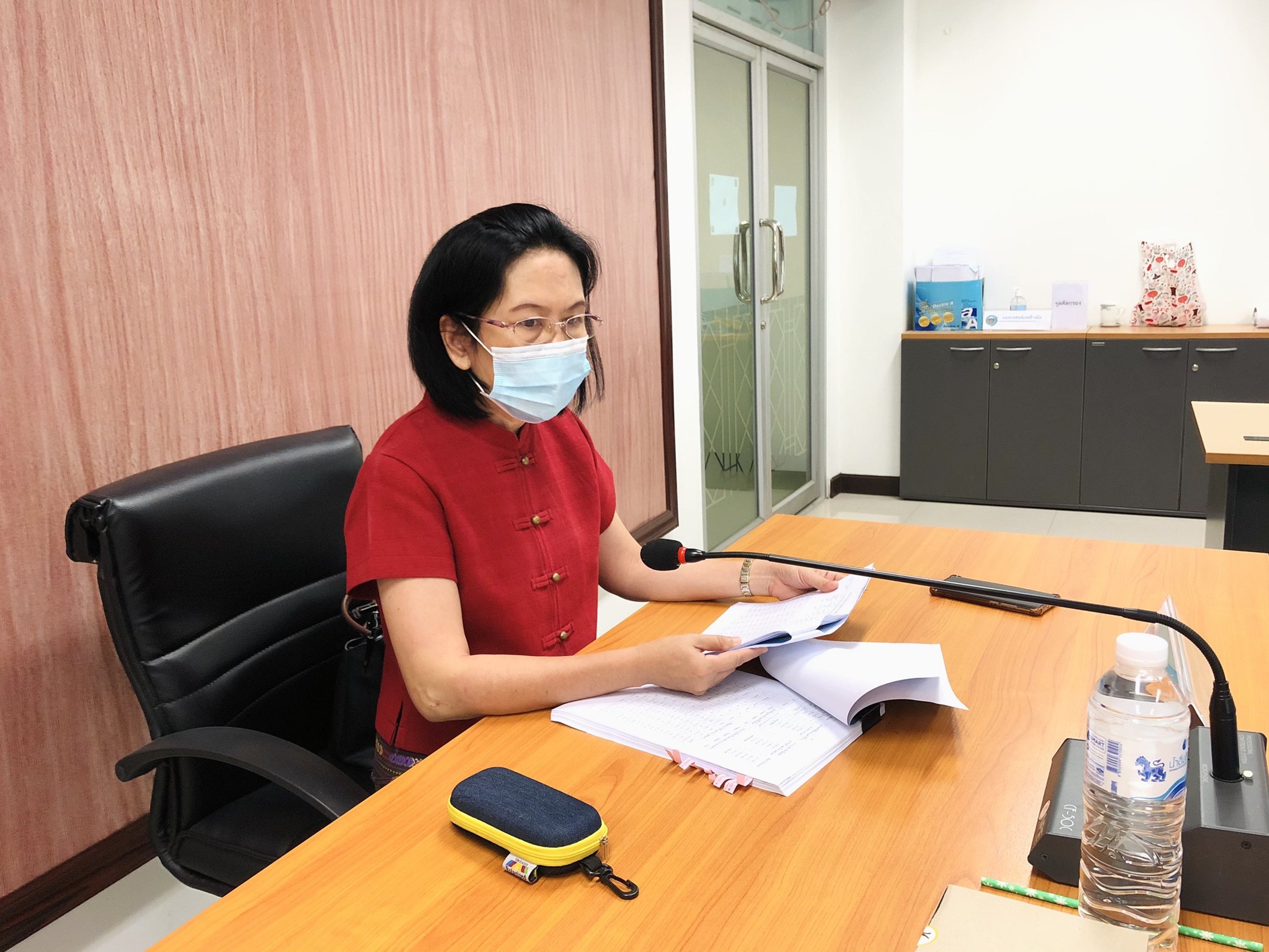 @น่าน : ประชุมพิจารณาโครงการที่ขอรับการสนับสนุนงบประมาณกองทุนพัฒนาบทบาทสตรี