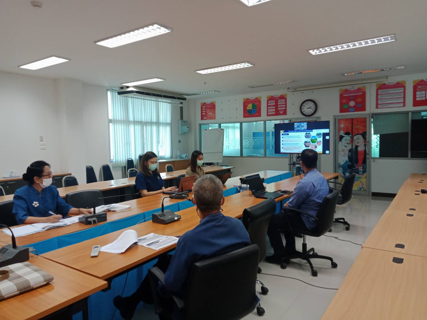 พช.น่าน : ร่วมการประชุมกรมการพัฒนาชุมชน ครั้งที่ 4/2564 ผ่านระบบวีดีทัศน์ทางไกล (Video Conference)