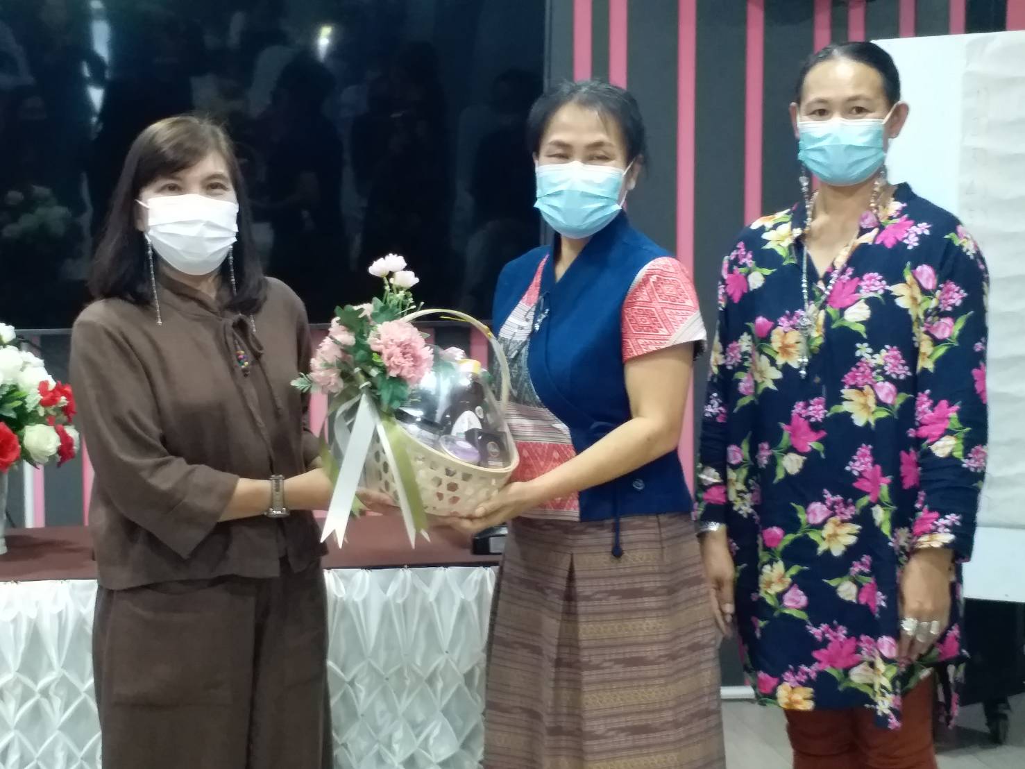 @พช.น่าน : เดินหน้าโครงการการพัฒนาศักยภาพและความเข้มแข็งของคณะกรรมการเครือข่าย OTOP จังหวัดน่าน