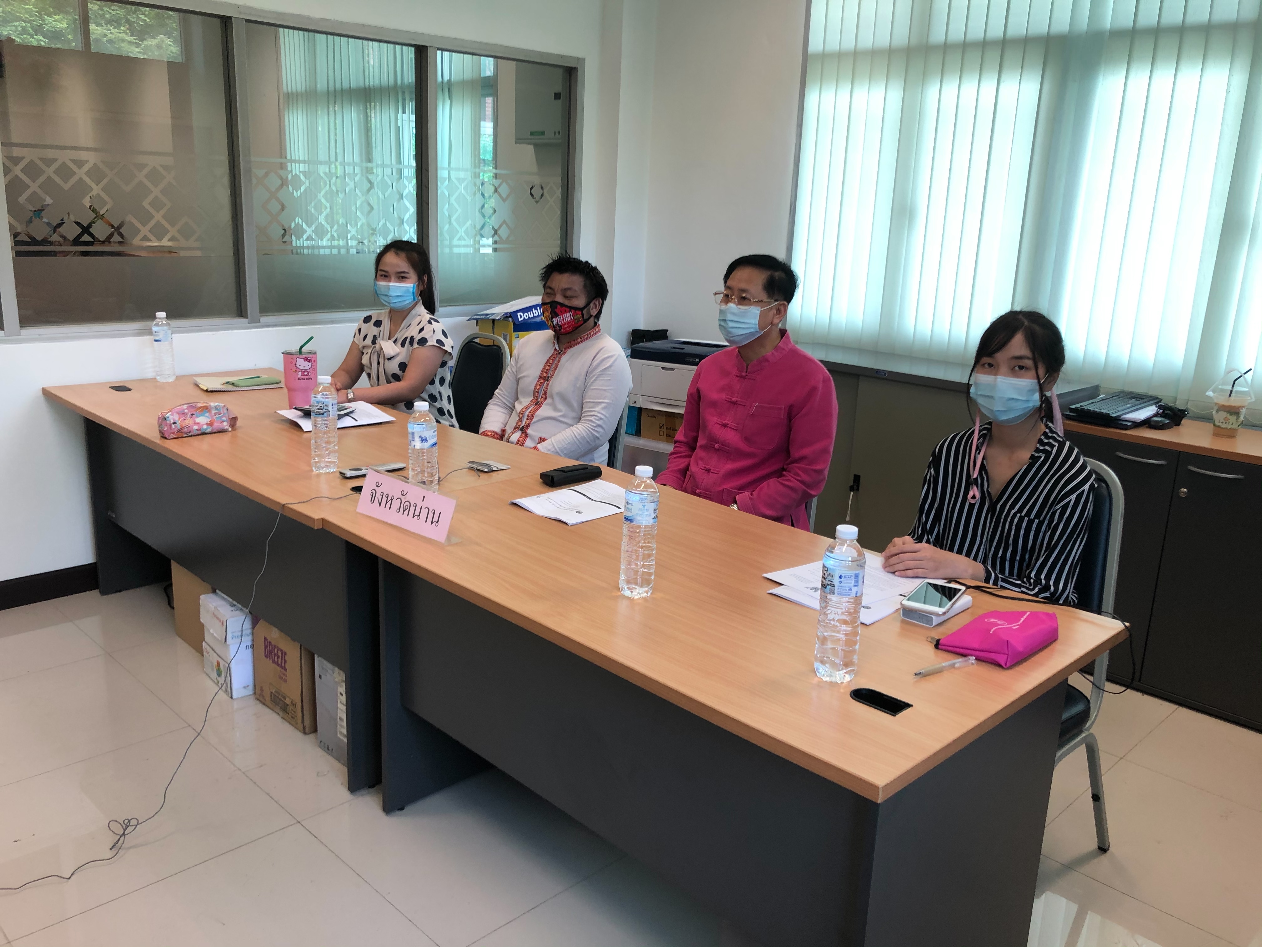 ? พช.น่าน ร่วมรับชมการประชุมชี้แจง เร่งรัด กำกับ ติดตาม การดำเนินงานกองทุนพัฒนาบทบาทสตรี ครั้งที่ 4/2564 ?