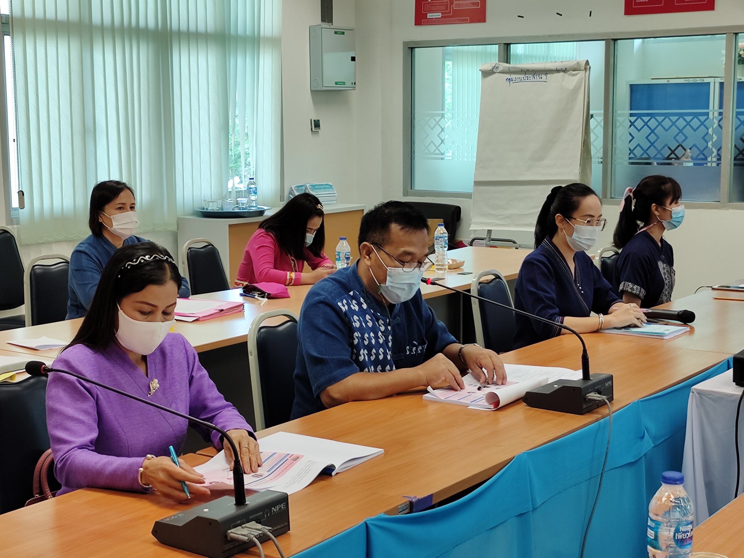 สำนักงานพัฒนาชุมชนจังหวัดน่าน จัดประกวดตามโครงการเชิดชูเกียรติคนกองทุนพัฒนาบทบาทสตรี ประจำปี 2564 กิจกรรมที่ 1 การคัดเลือกคนกองทุนพัฒนาบทบาทสตรีดีเด่นระดับจังหวัด
