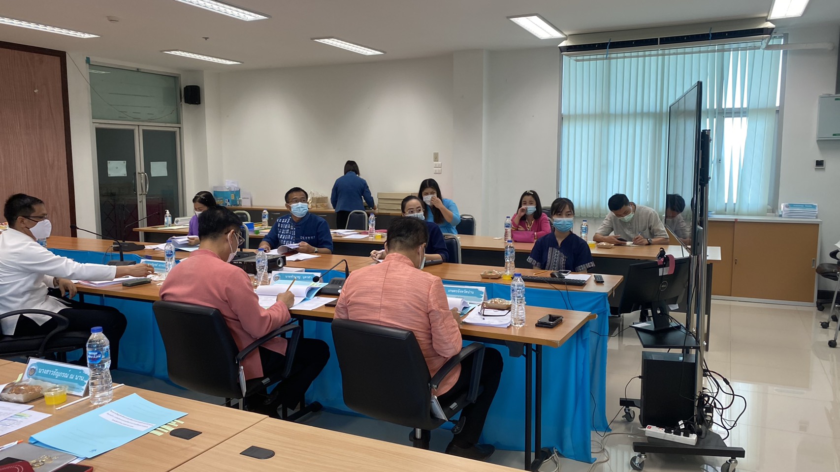 สำนักงานพัฒนาชุมชนจังหวัดน่าน จัดประกวดตามโครงการเชิดชูเกียรติคนกองทุนพัฒนาบทบาทสตรี ประจำปี 2564 กิจกรรมที่ 1 การคัดเลือกคนกองทุนพัฒนาบทบาทสตรีดีเด่นระดับจังหวัด